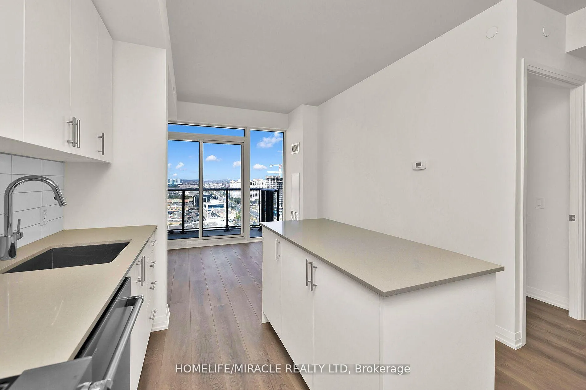 Photo 15 of Unit 1722, 9000 Jane Street, Vaughan, Concord — HOMEH