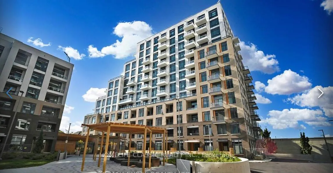 Front of Unit 506, 8 Beverley Glen Boulevard