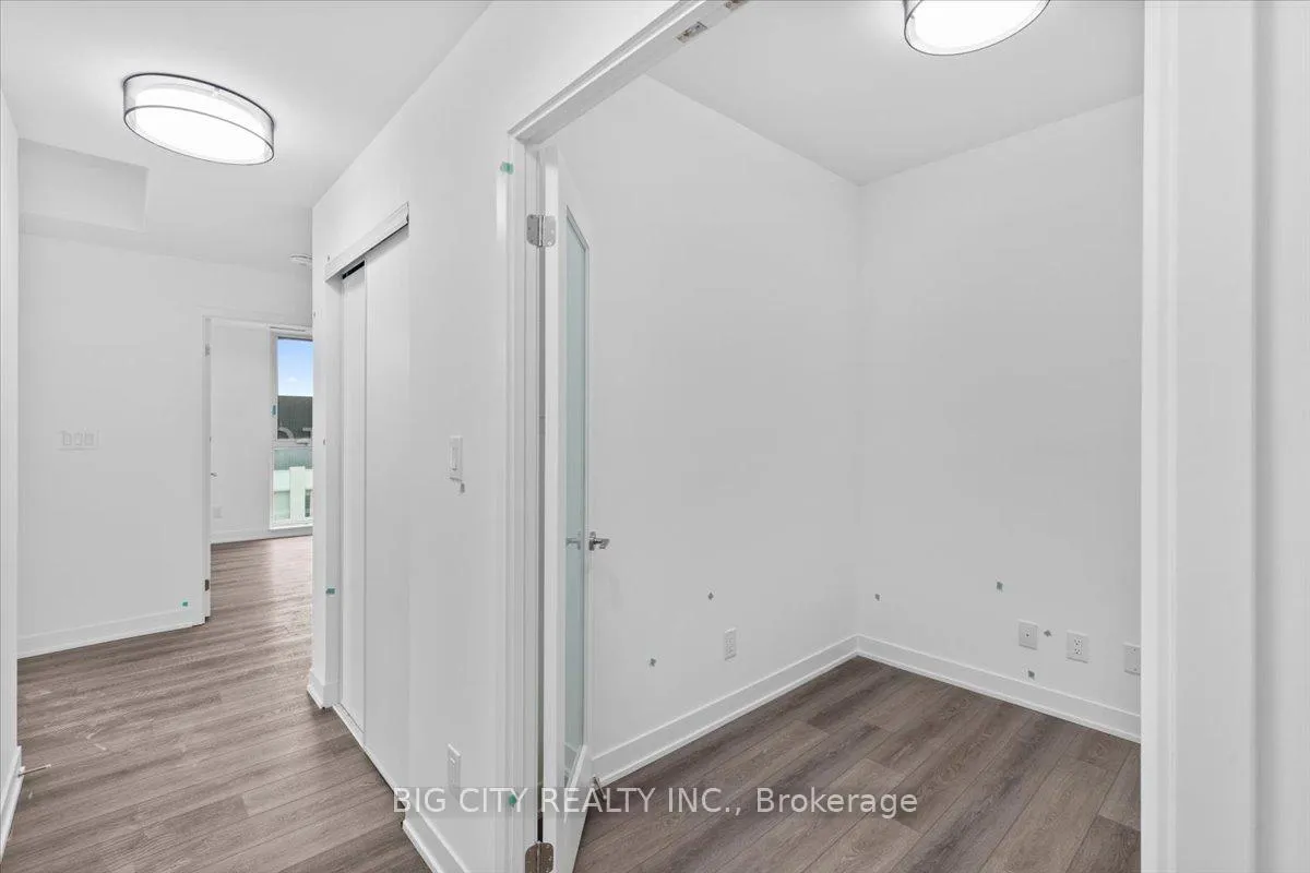 Photo 4 of Unit 1111, 8119 Birchmount Road, Markham, Unionville — HOMEH