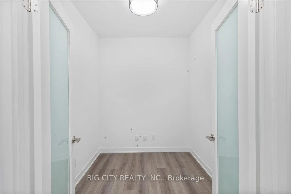Photo 5 of Unit 1111, 8119 Birchmount Road, Markham, Unionville — HOMEH