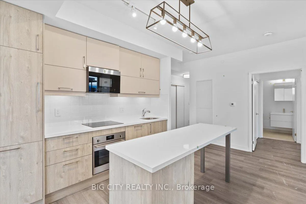 Photo 8 of Unit 1111, 8119 Birchmount Road, Markham, Unionville — HOMEH