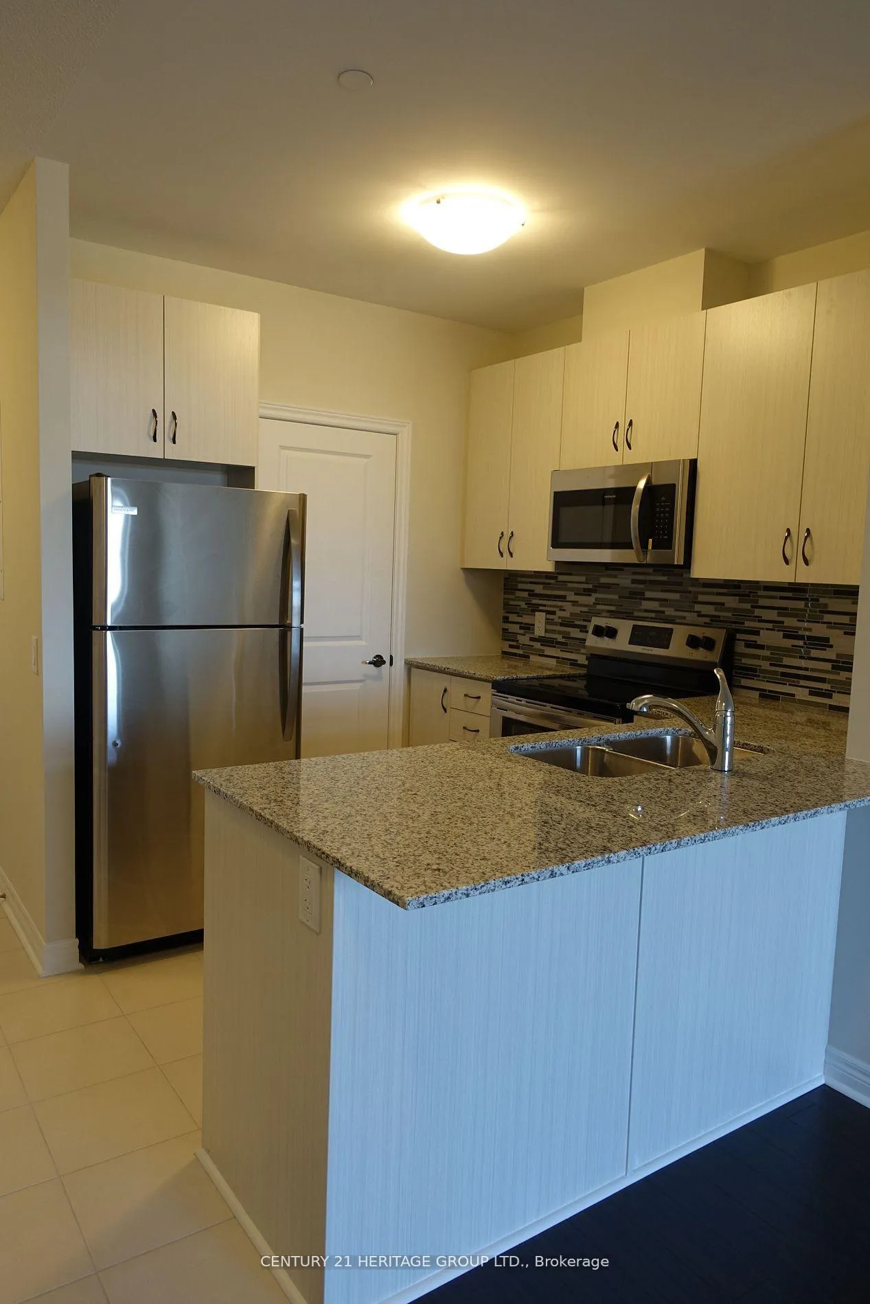 Photo 8 of Unit 825, 7325 Markham Road, Markham, Cedar Grove — HOMEH