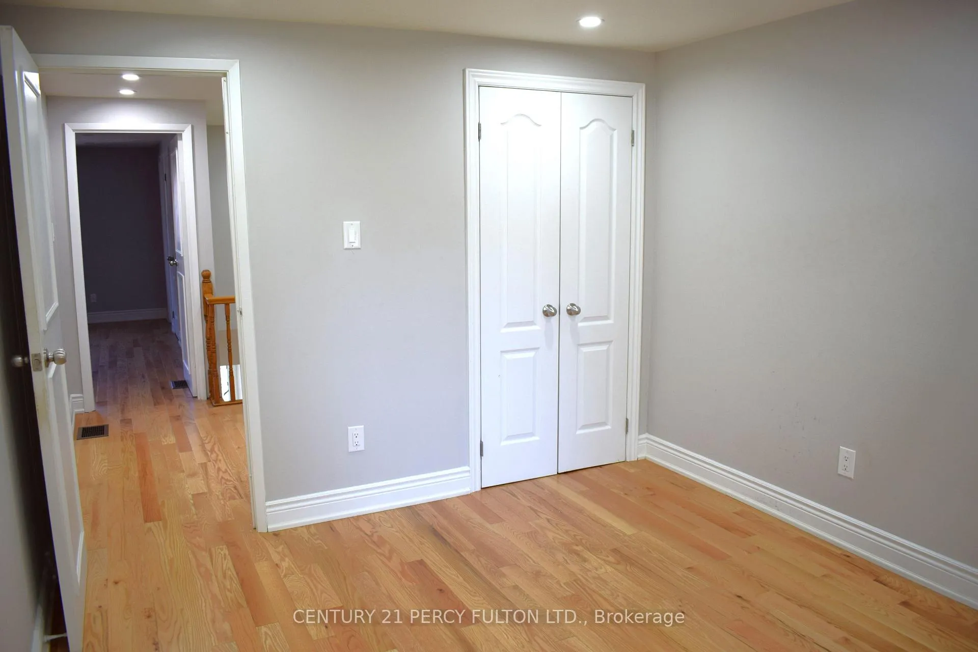 Photo 17 of Unit 33, 70 Knightsbridge Way, Markham, Markham Village — HOMEH