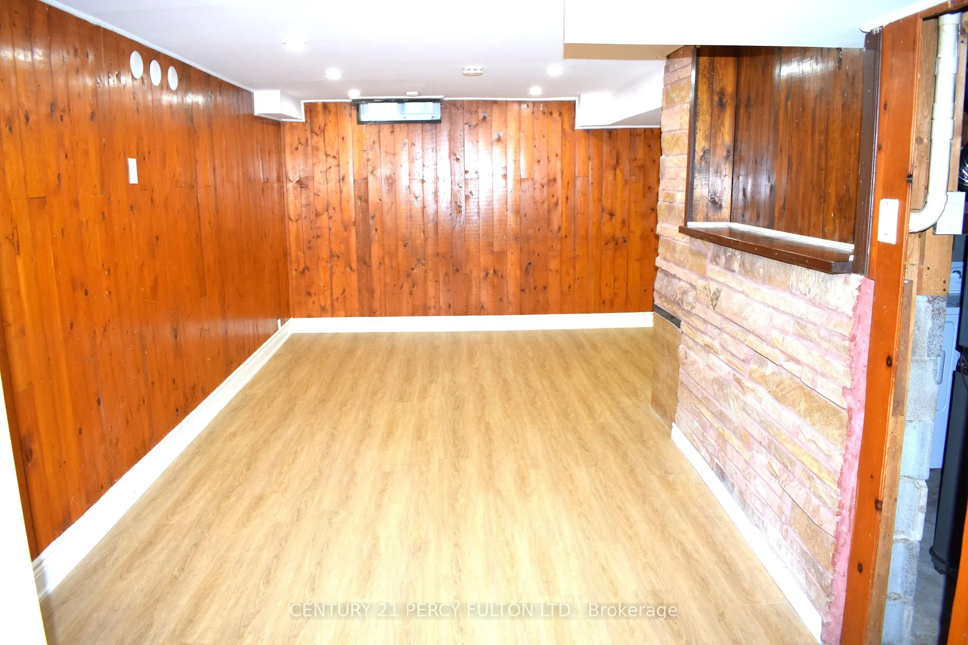 Photo 32 of Unit 33, 70 Knightsbridge Way, Markham, Markham Village — HOMEH