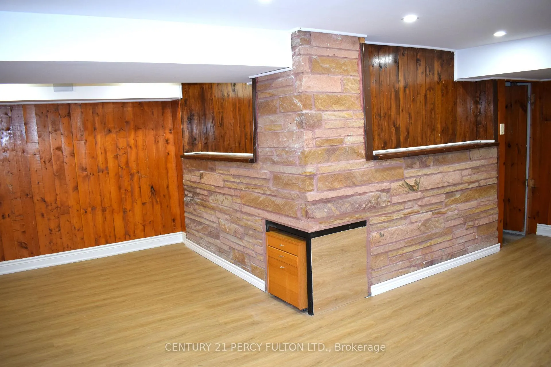 Photo 33 of Unit 33, 70 Knightsbridge Way, Markham, Markham Village — HOMEH