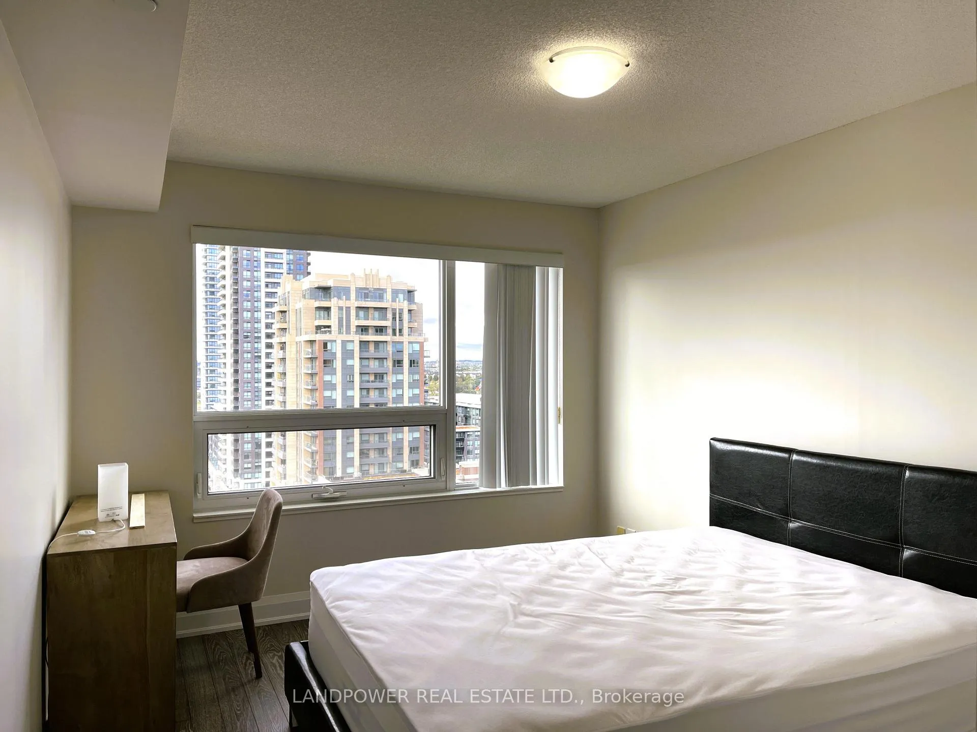 Photo 12 of Unit 1909, 8200 Birchmount Road, Markham, Unionville — HOMEH