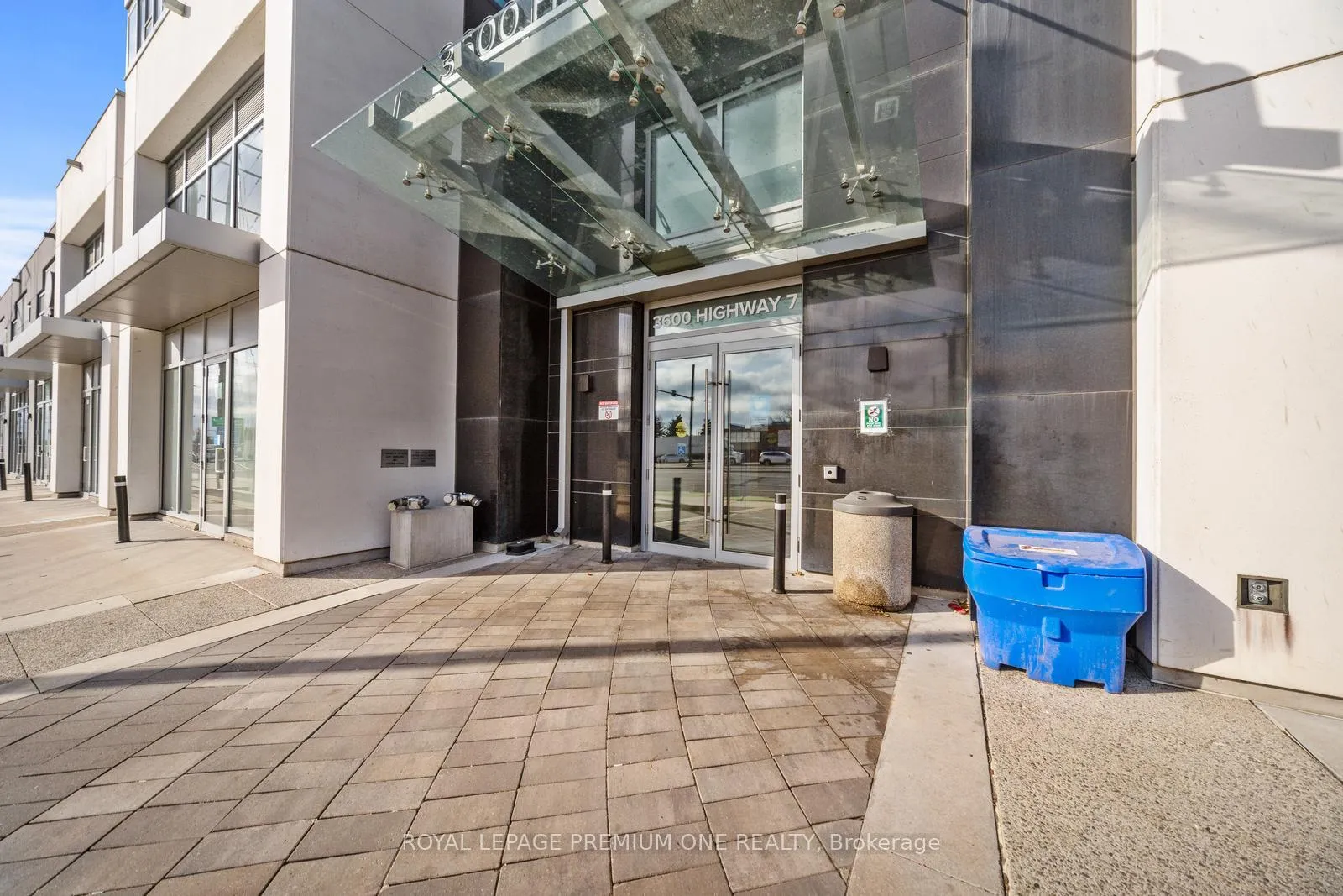 Photo 2 of Unit 804, 3600 Highway 7, Vaughan, Vaughan Corporate Centre — HOMEH