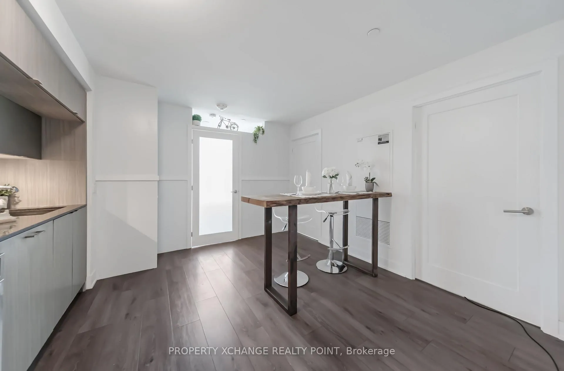 Photo 10 of Unit 518, 585 Bloor Street, Toronto, North St. James Town — HOMEH