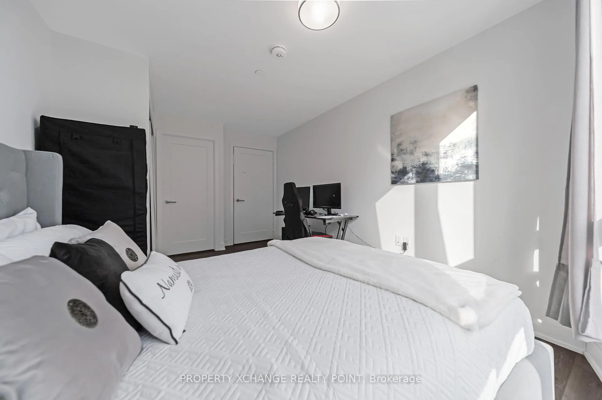 Photo 19 of Unit 518, 585 Bloor Street, Toronto, North St. James Town — HOMEH