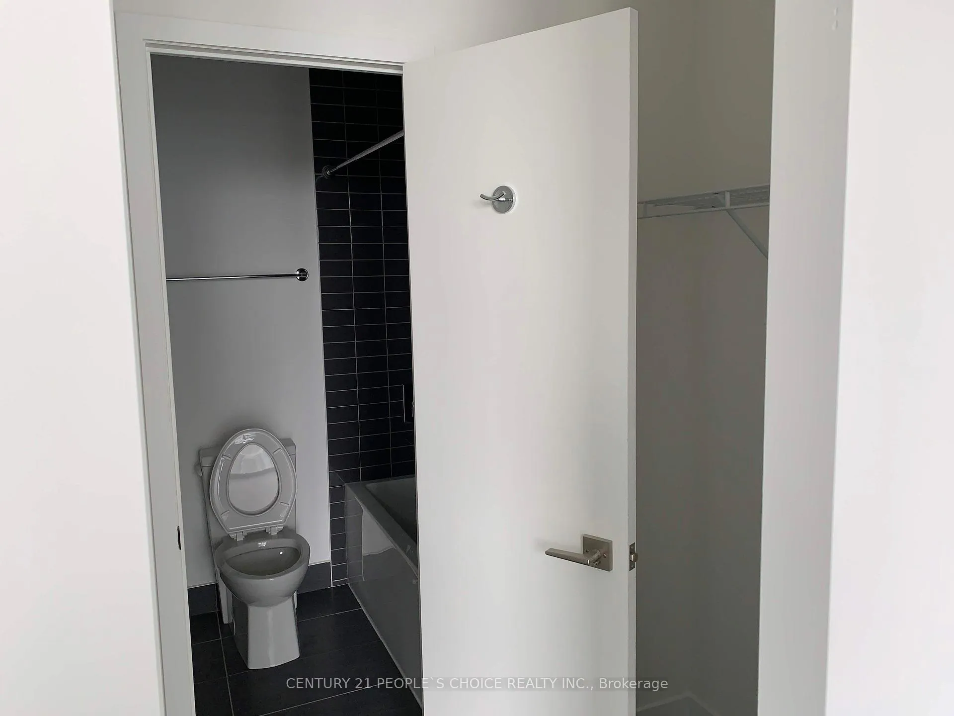 Photo 12 of Unit 508, 2916 Highway 7 Road, Vaughan, Concord — HOMEH