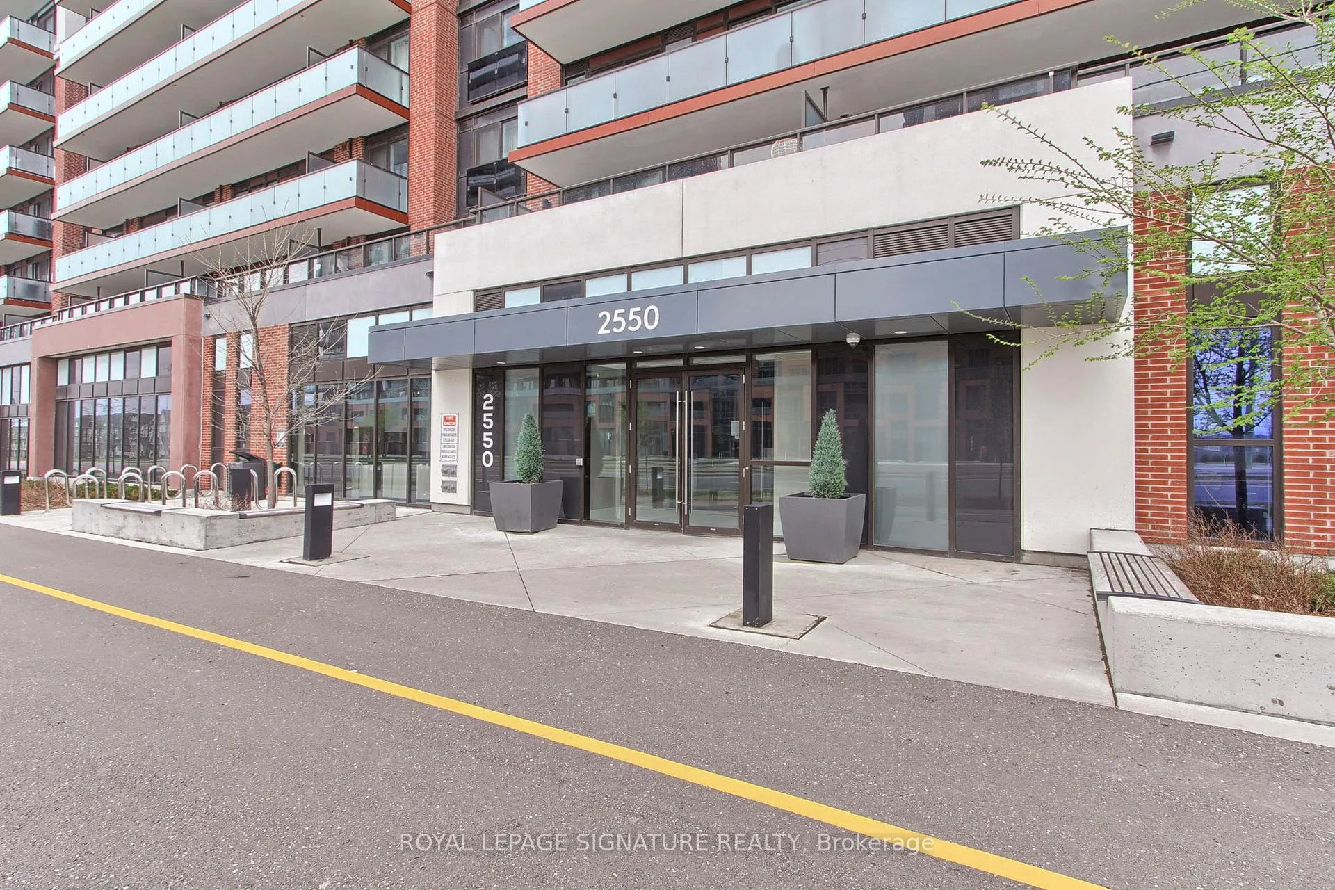 Photo 3 of Unit 1413, 2550 Simcoe Street N, Oshawa, Windfields — HOMEH
