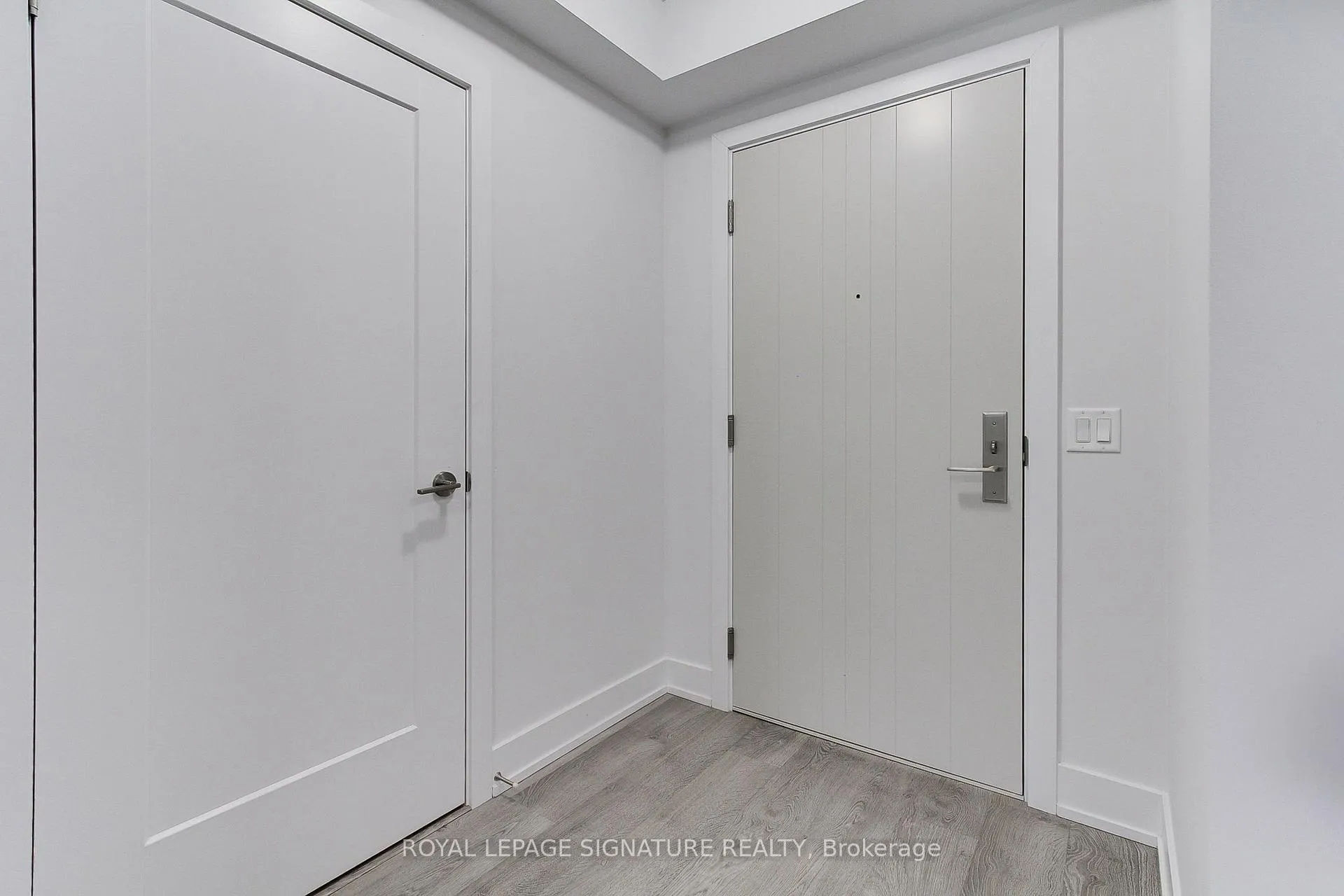 Photo 6 of Unit 1413, 2550 Simcoe Street N, Oshawa, Windfields — HOMEH