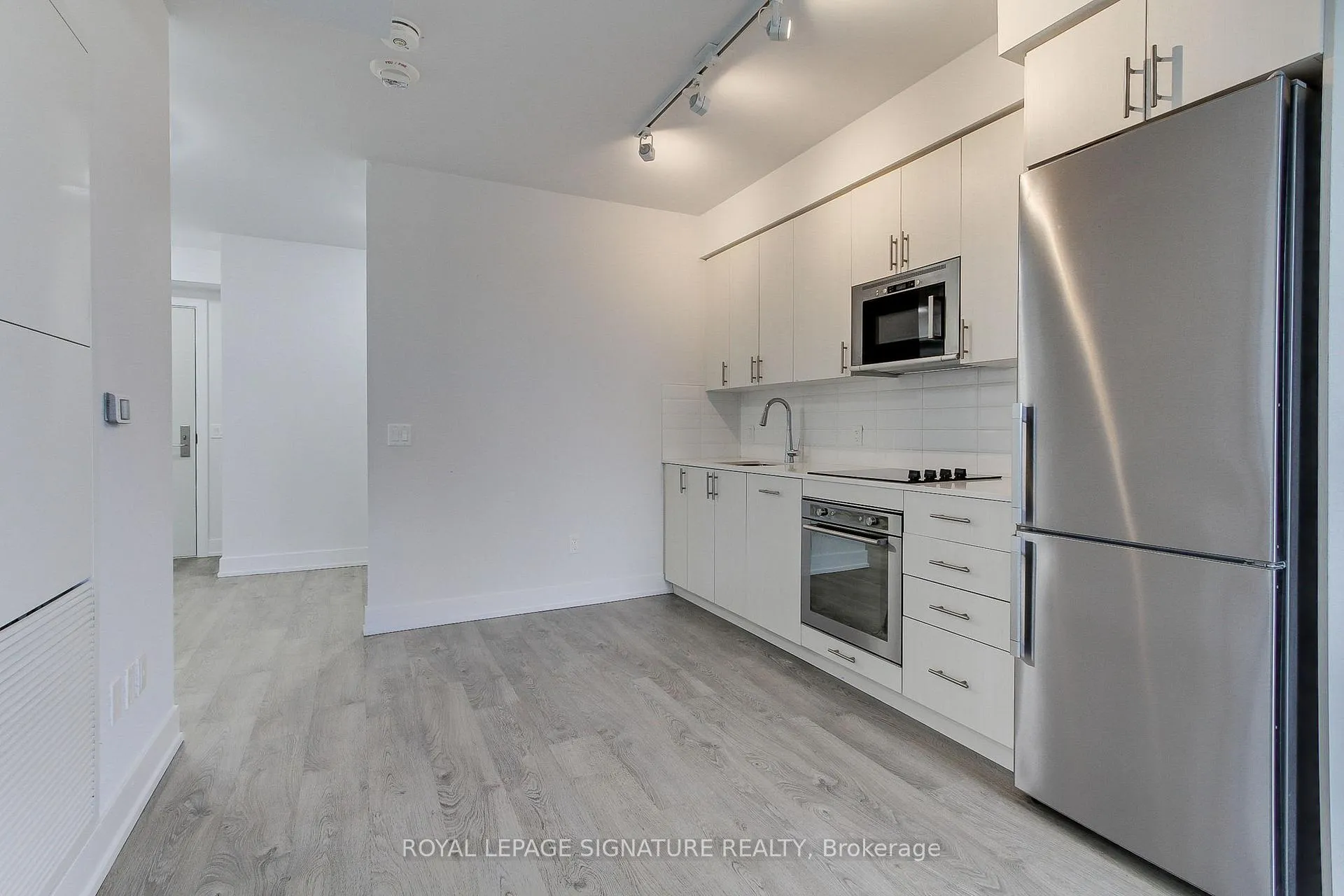 Photo 12 of Unit 1413, 2550 Simcoe Street N, Oshawa, Windfields — HOMEH