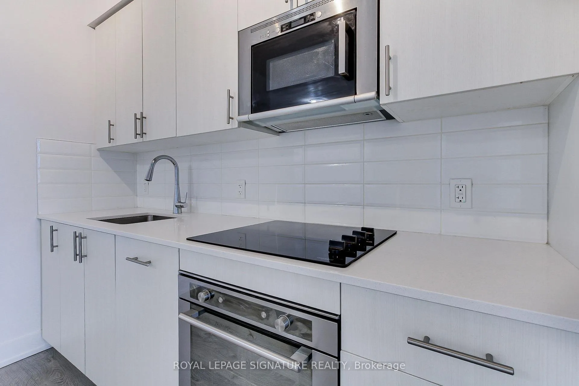 Photo 14 of Unit 1413, 2550 Simcoe Street N, Oshawa, Windfields — HOMEH