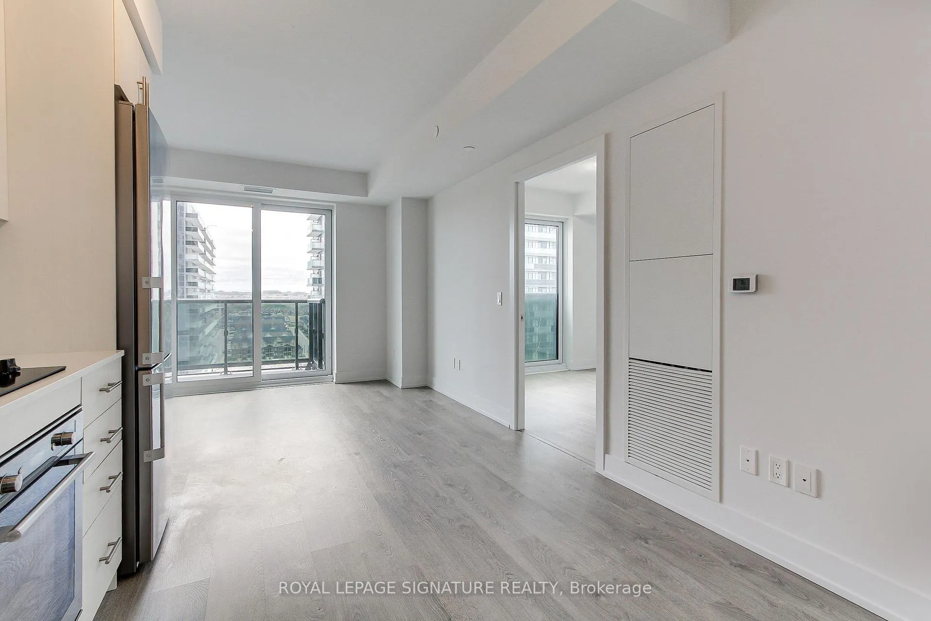 Photo 18 of Unit 1413, 2550 Simcoe Street N, Oshawa, Windfields — HOMEH