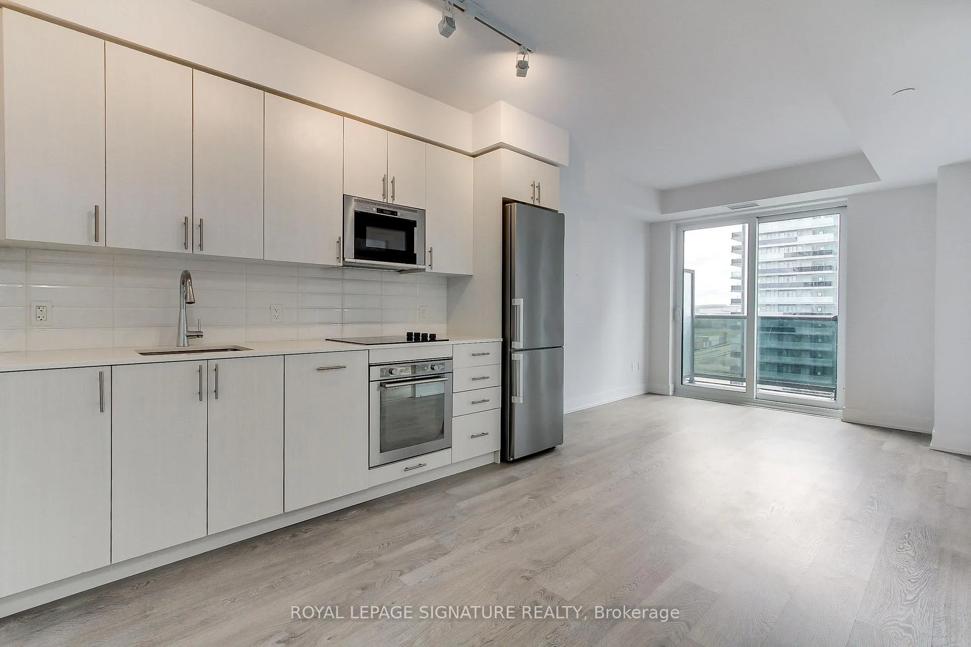Photo 19 of Unit 1413, 2550 Simcoe Street N, Oshawa, Windfields — HOMEH