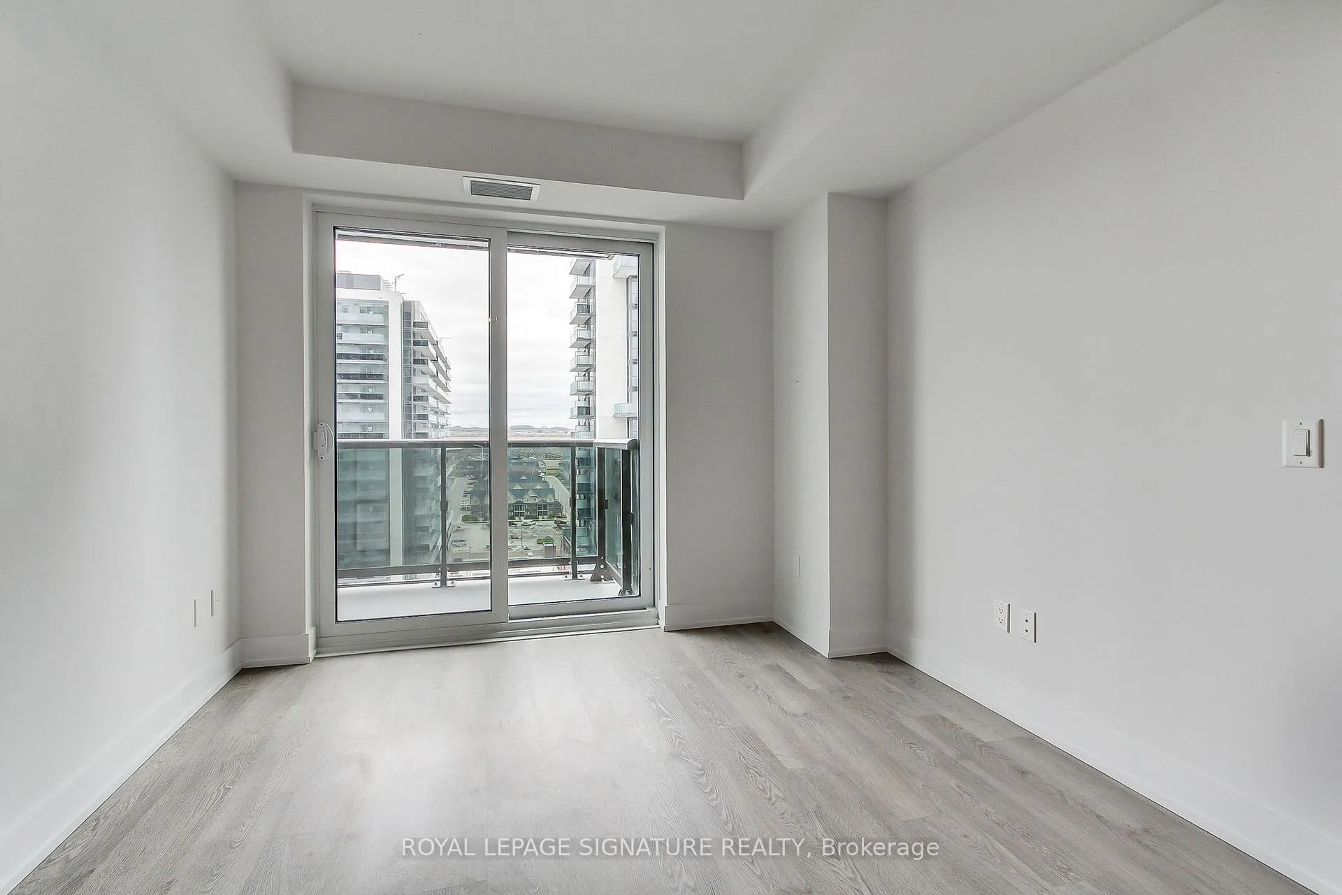 Photo 21 of Unit 1413, 2550 Simcoe Street N, Oshawa, Windfields — HOMEH