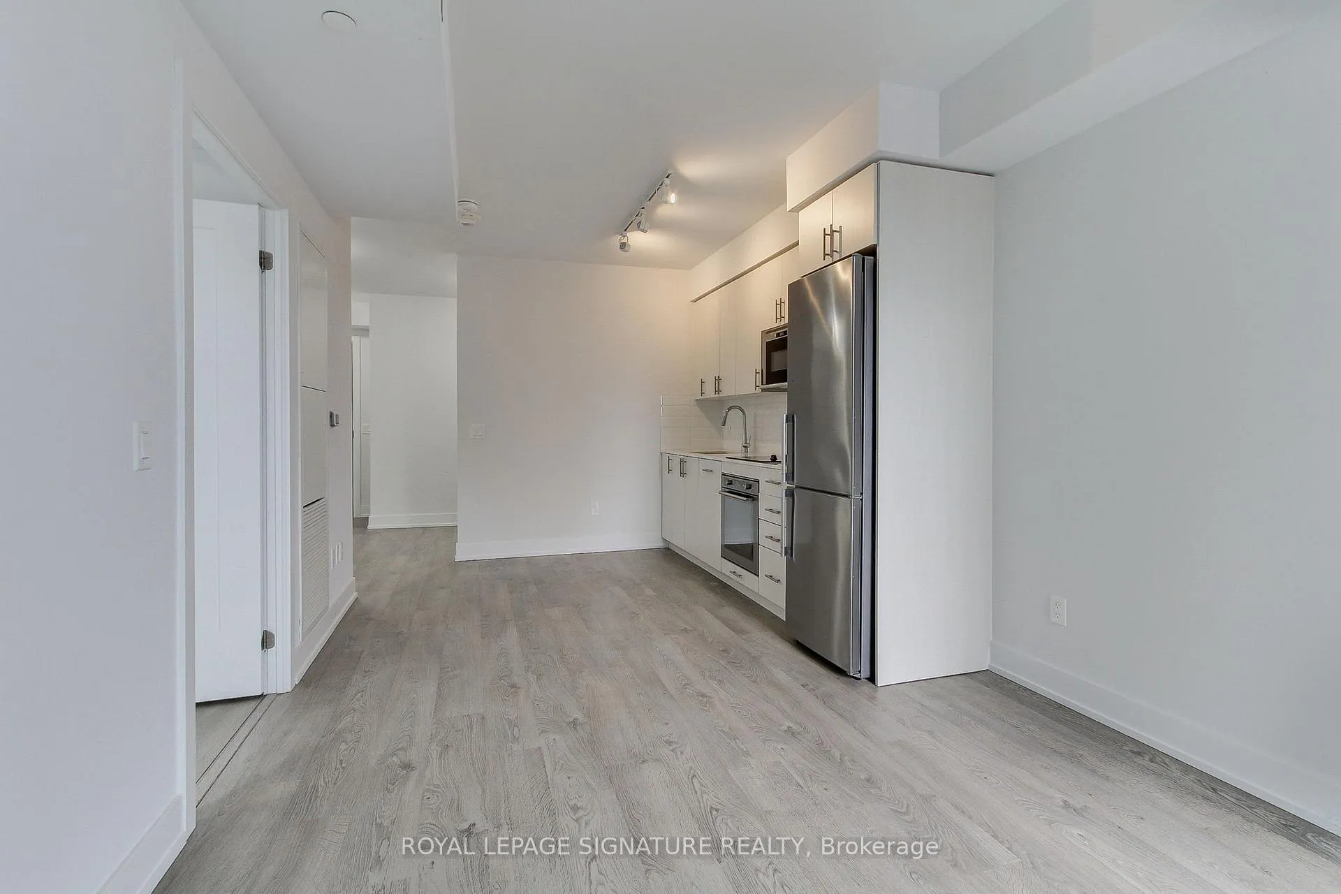Photo 23 of Unit 1413, 2550 Simcoe Street N, Oshawa, Windfields — HOMEH