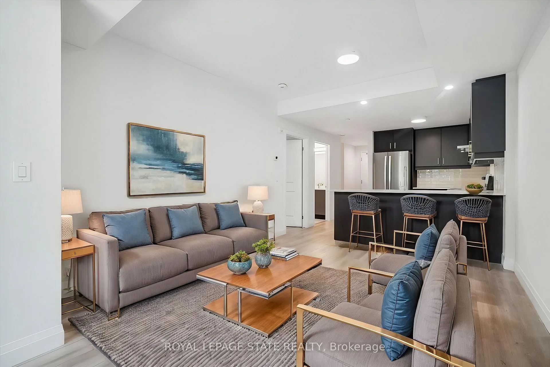 Photo 2 of Unit 124, 153 Wilson Street W, Hamilton, Ancaster — HOMEH