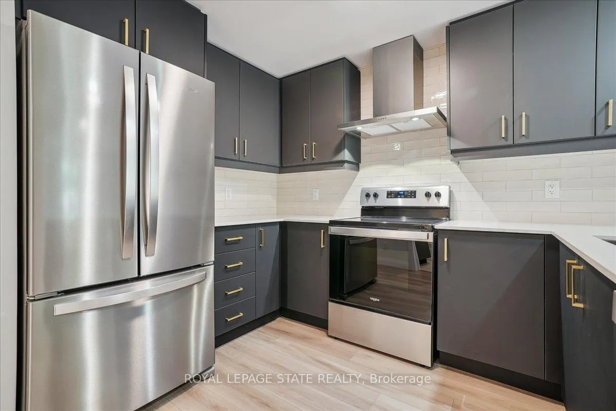 Photo 3 of Unit 124, 153 Wilson Street W, Hamilton, Ancaster — HOMEH