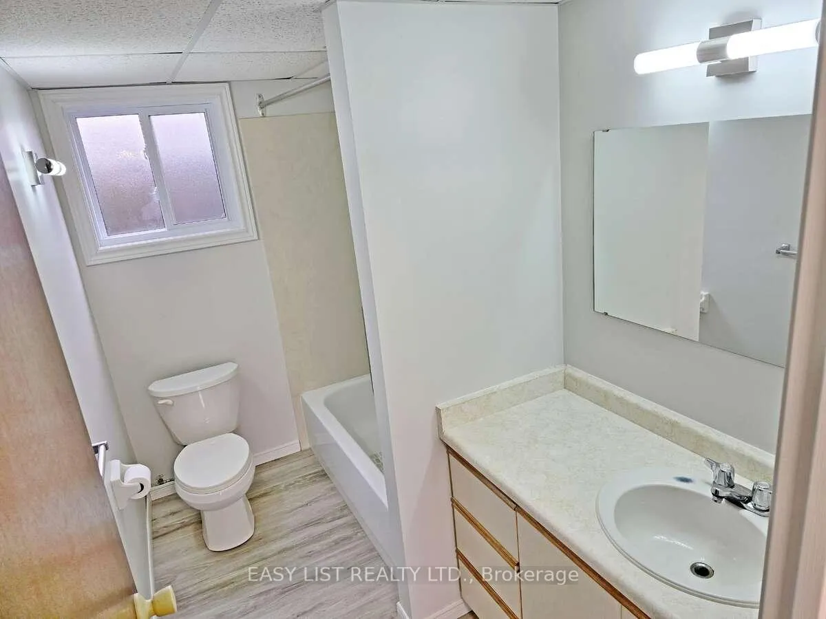 Photo 9 of Unit 15, 45 Doverdoon Drive, Chatham-Kent, Chatham — HOMEH