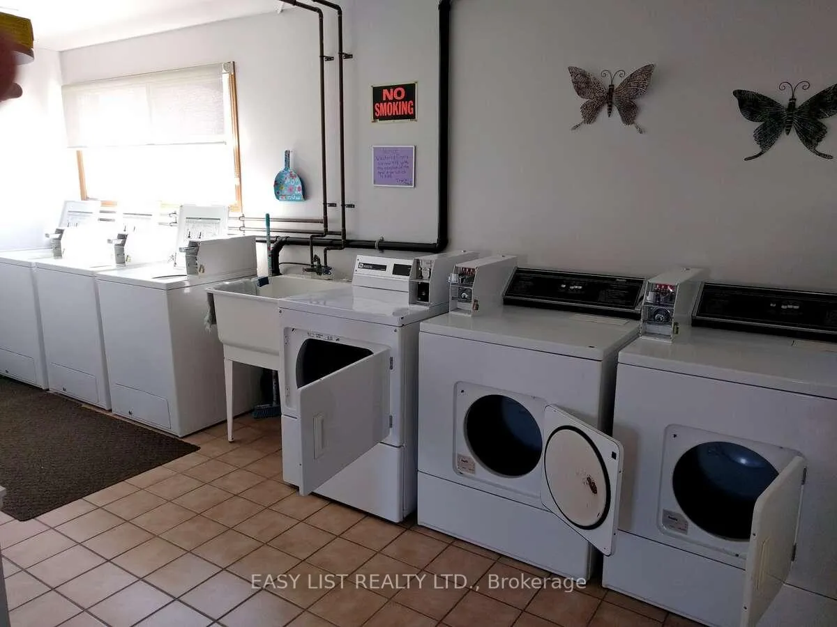 Photo 10 of Unit 15, 45 Doverdoon Drive, Chatham-Kent, Chatham — HOMEH