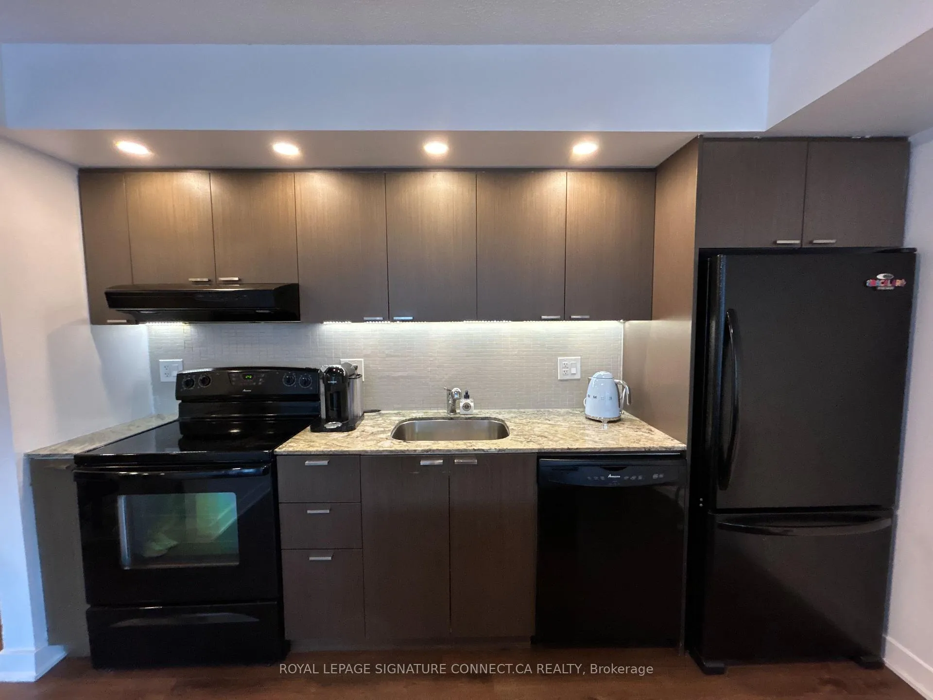 Photo 7 of Unit 1001, 110 Charles Street E, Toronto, Church-Yonge Corridor — HOMEH