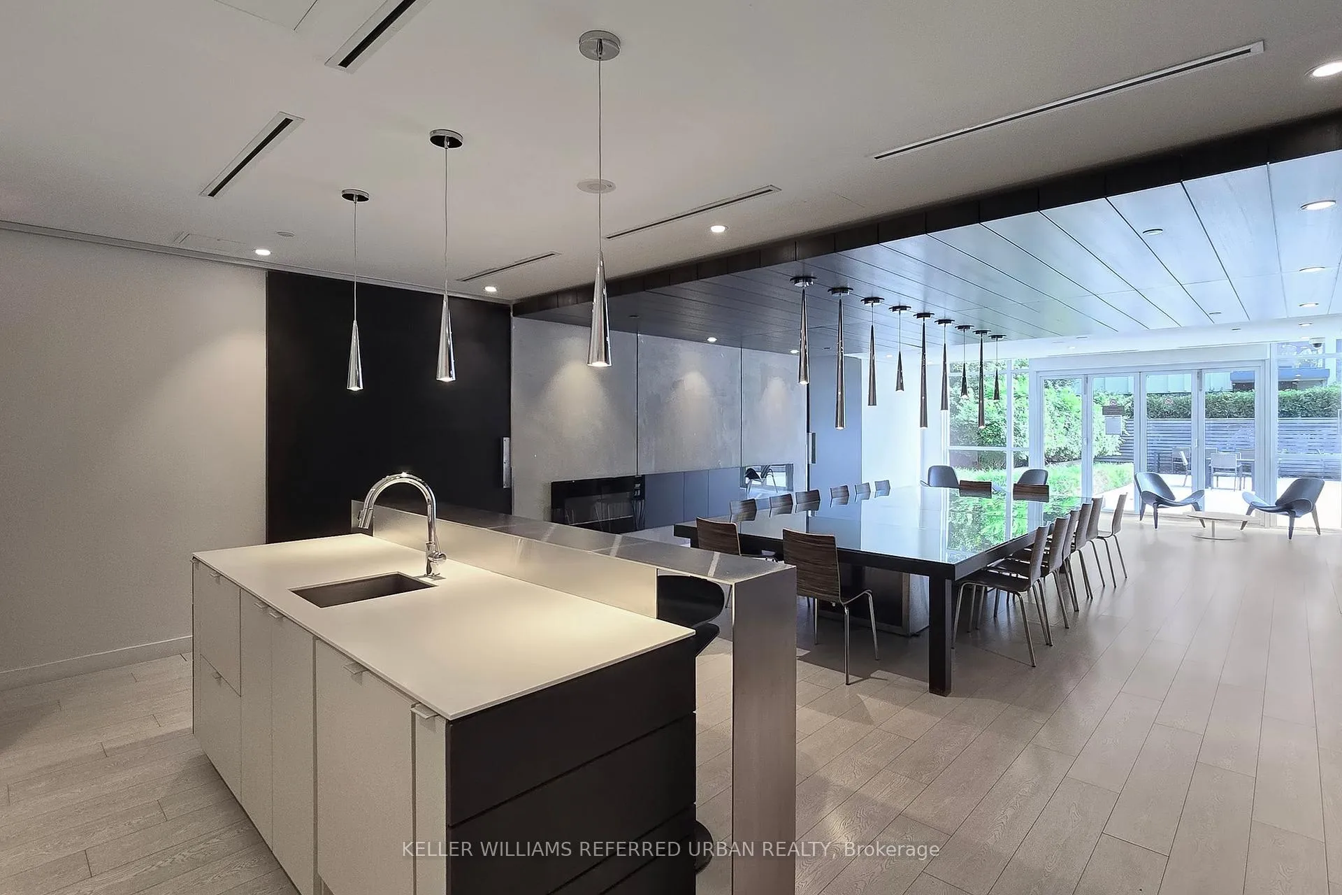 Photo 33 of 154 Sumach Street, Toronto, Regent Park — HOMEH