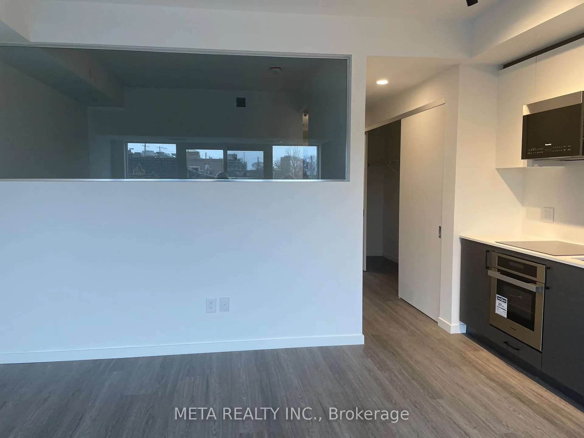 Photo 16 of Unit 213, 689 The Queensway, Etobicoke, Stonegate-Queensway — HOMEH