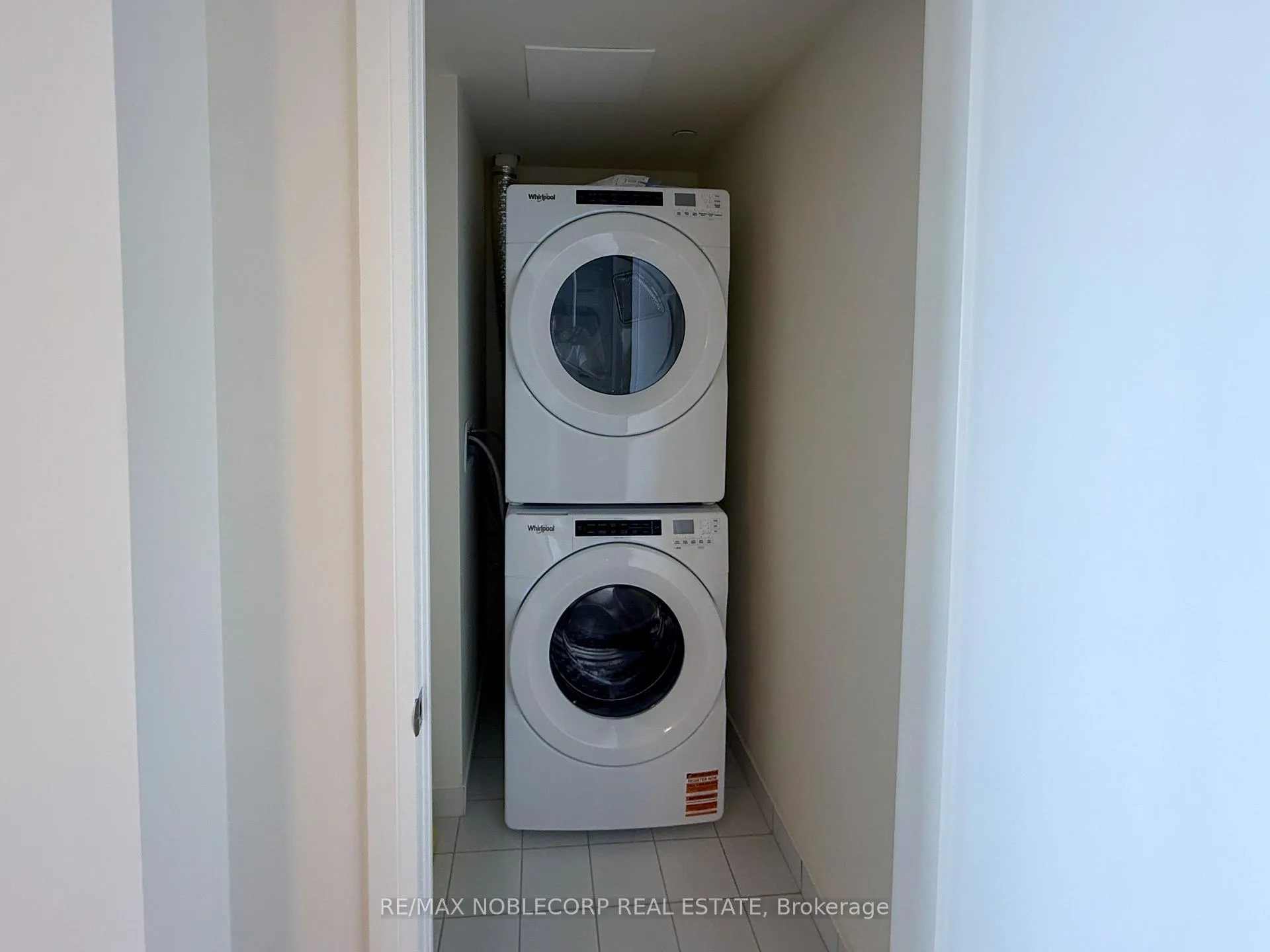 Photo 16 of Unit 2408, 8960 Jane Street, Vaughan, Concord — HOMEH