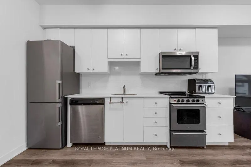 Photo 5 of Unit 201, 110 Fergus Avenue, Kitchener — HOMEH