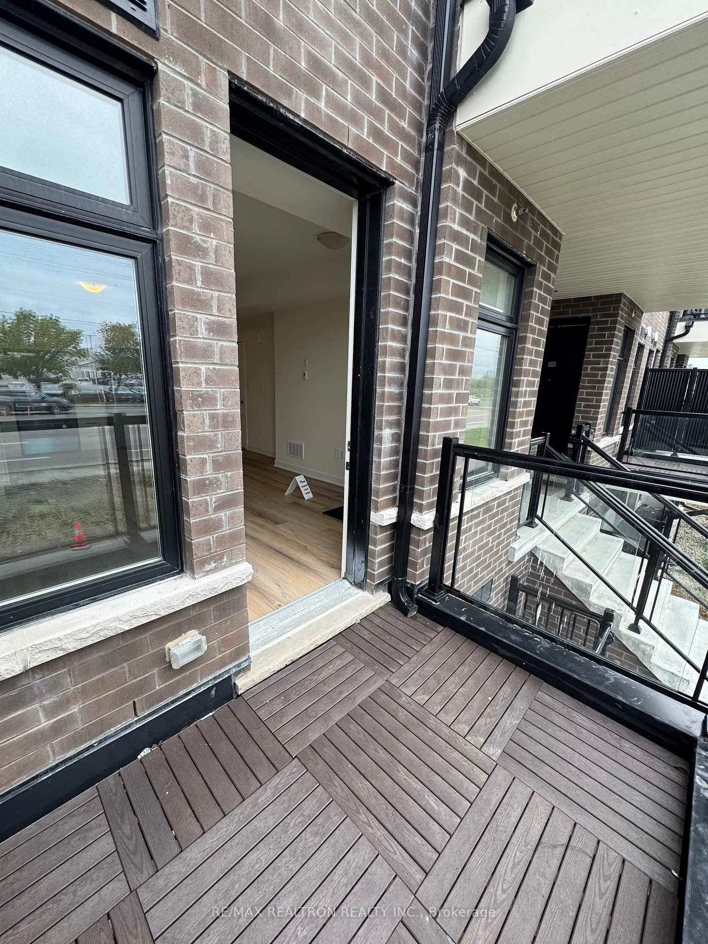 Photo 1 of 322-755 Omega Drive, Pickering, Woodlands — HOMEH