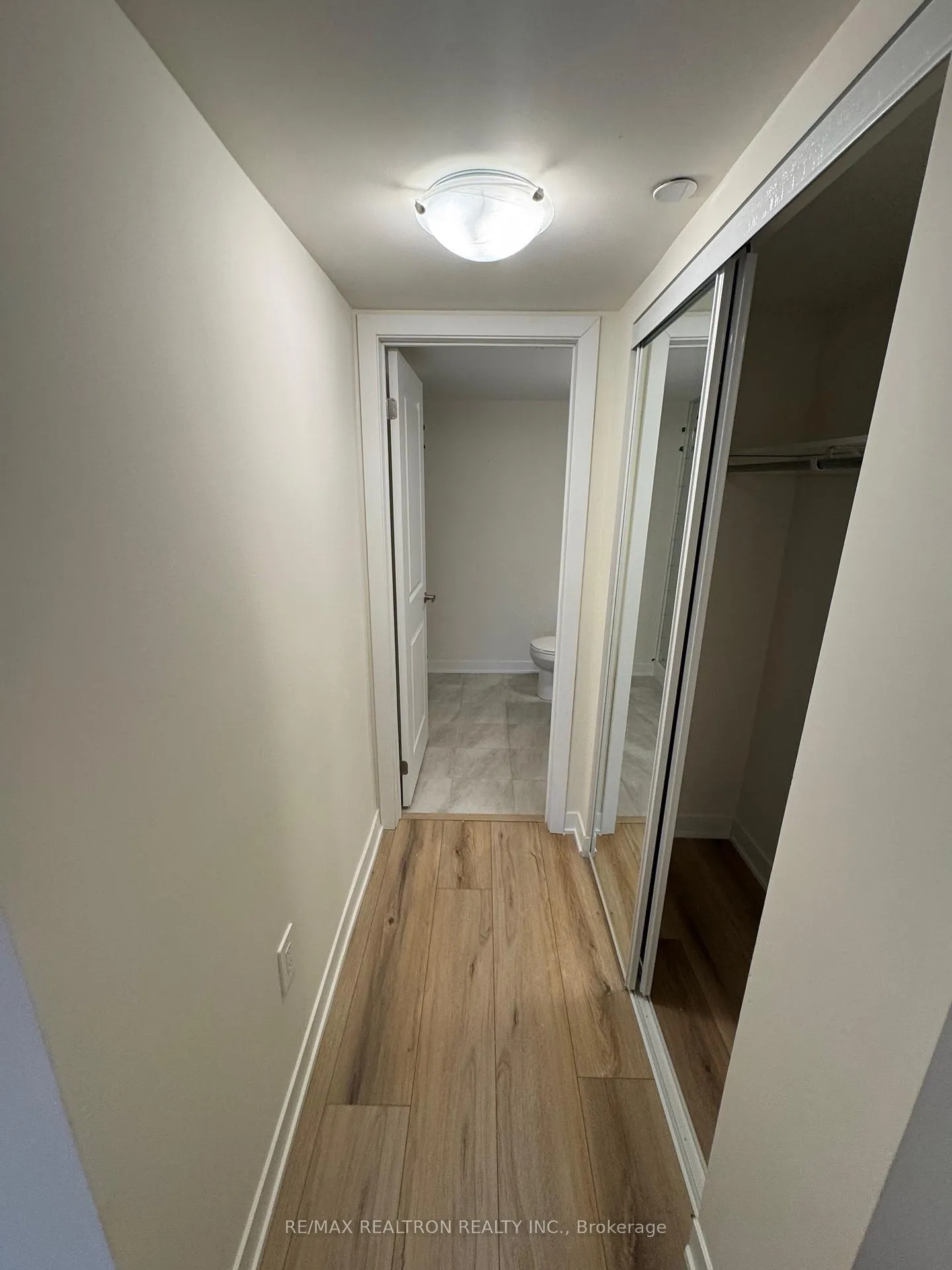 Photo 5 of 322-755 Omega Drive, Pickering, Woodlands — HOMEH