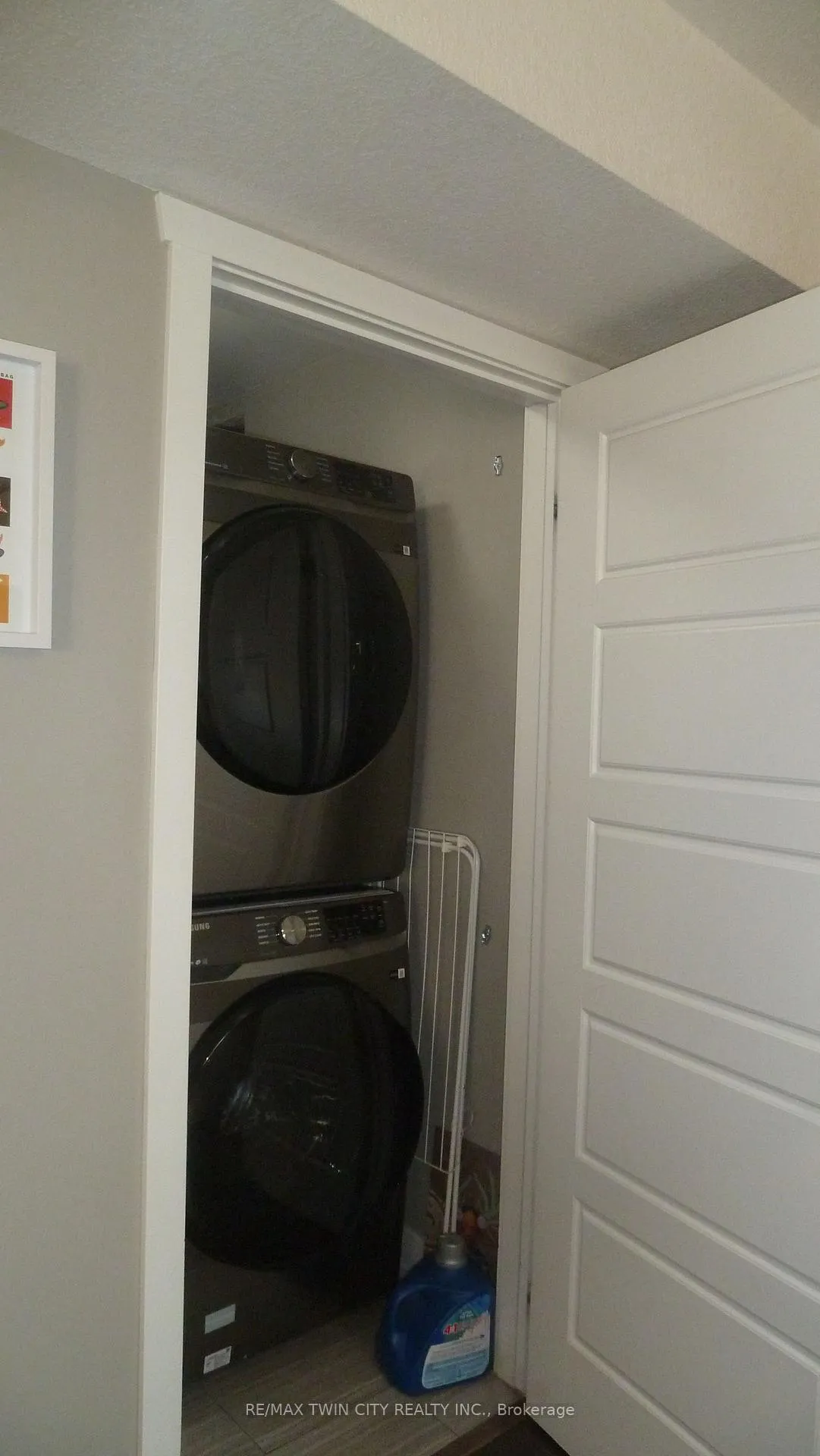 Photo 6 of Unit B4, 361 Lancaster Street W, Kitchener, Fairfield — HOMEH