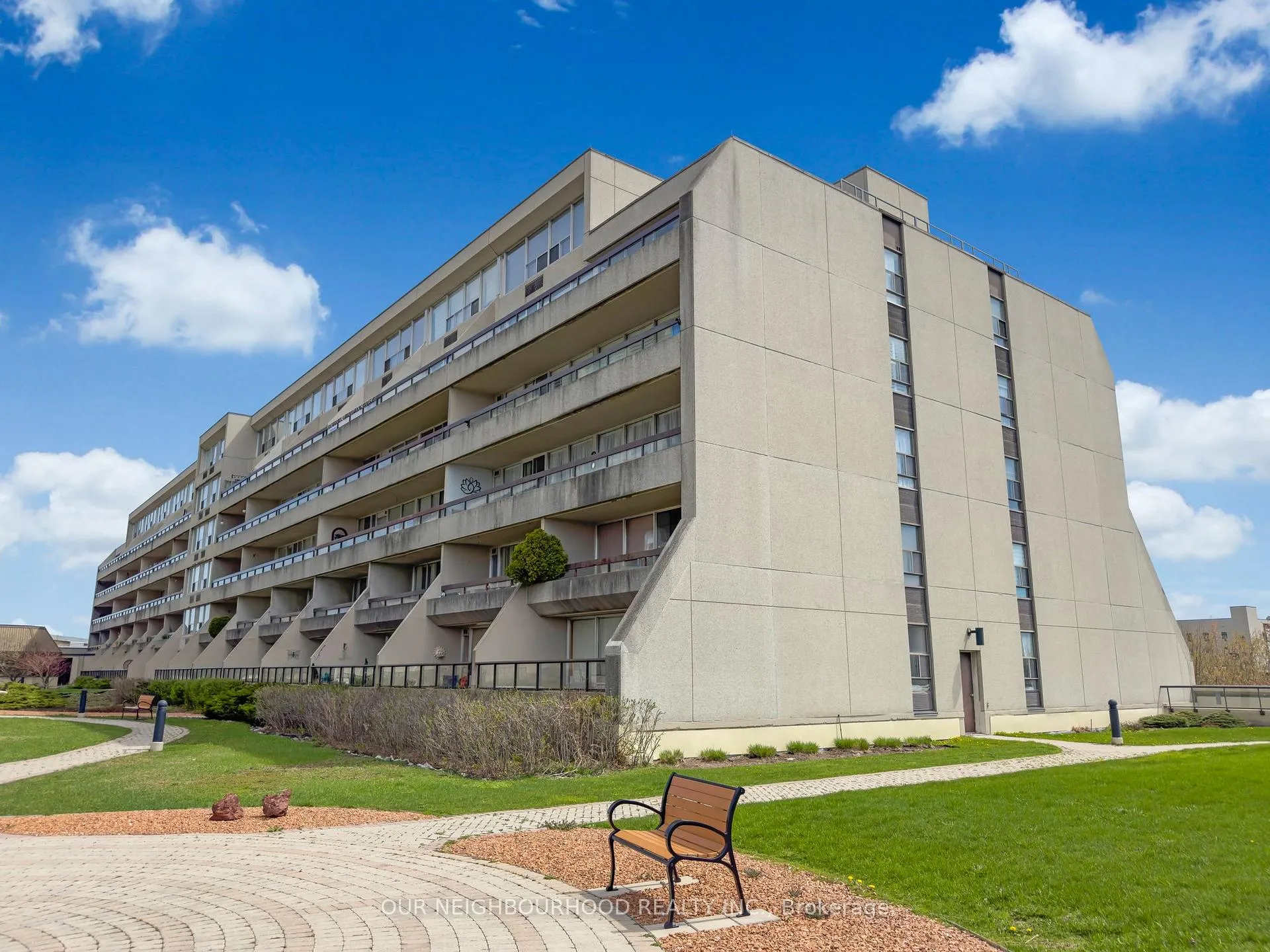 Photo 1 of Unit 419, 50 Richmond Street E, Oshawa, O'Neill — HOMEH