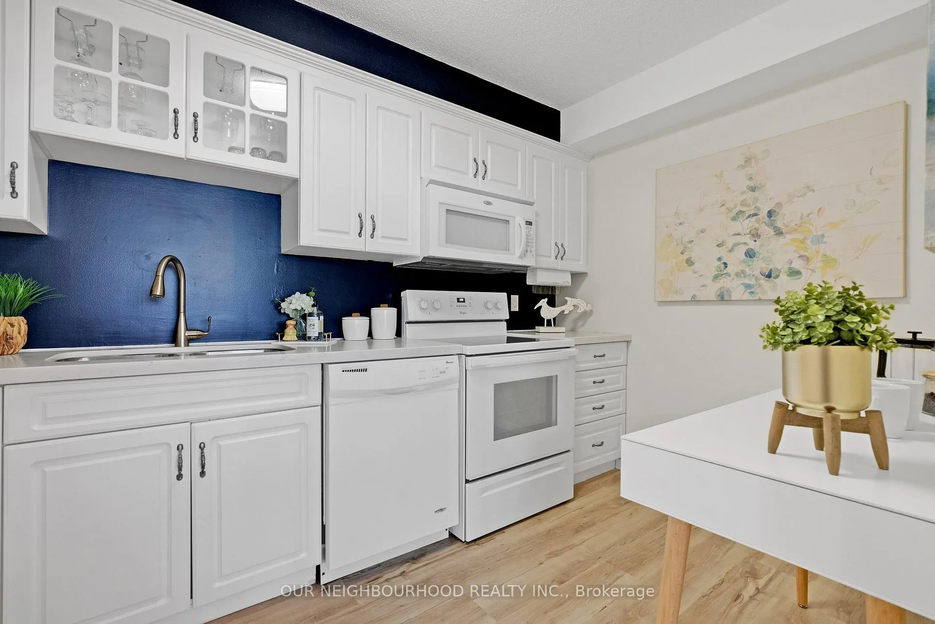 Photo 15 of Unit 419, 50 Richmond Street E, Oshawa, O'Neill — HOMEH
