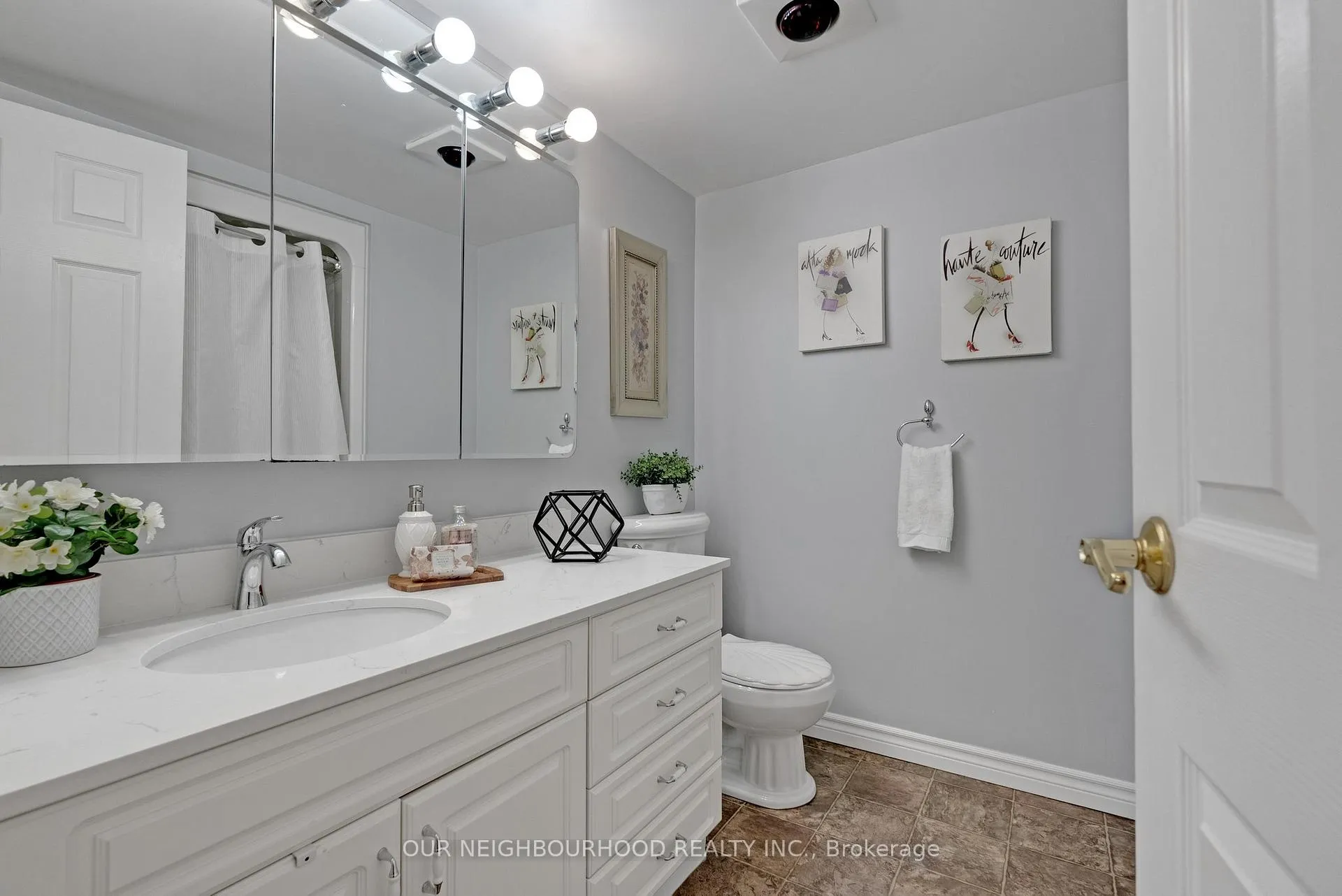 Photo 21 of Unit 419, 50 Richmond Street E, Oshawa, O'Neill — HOMEH