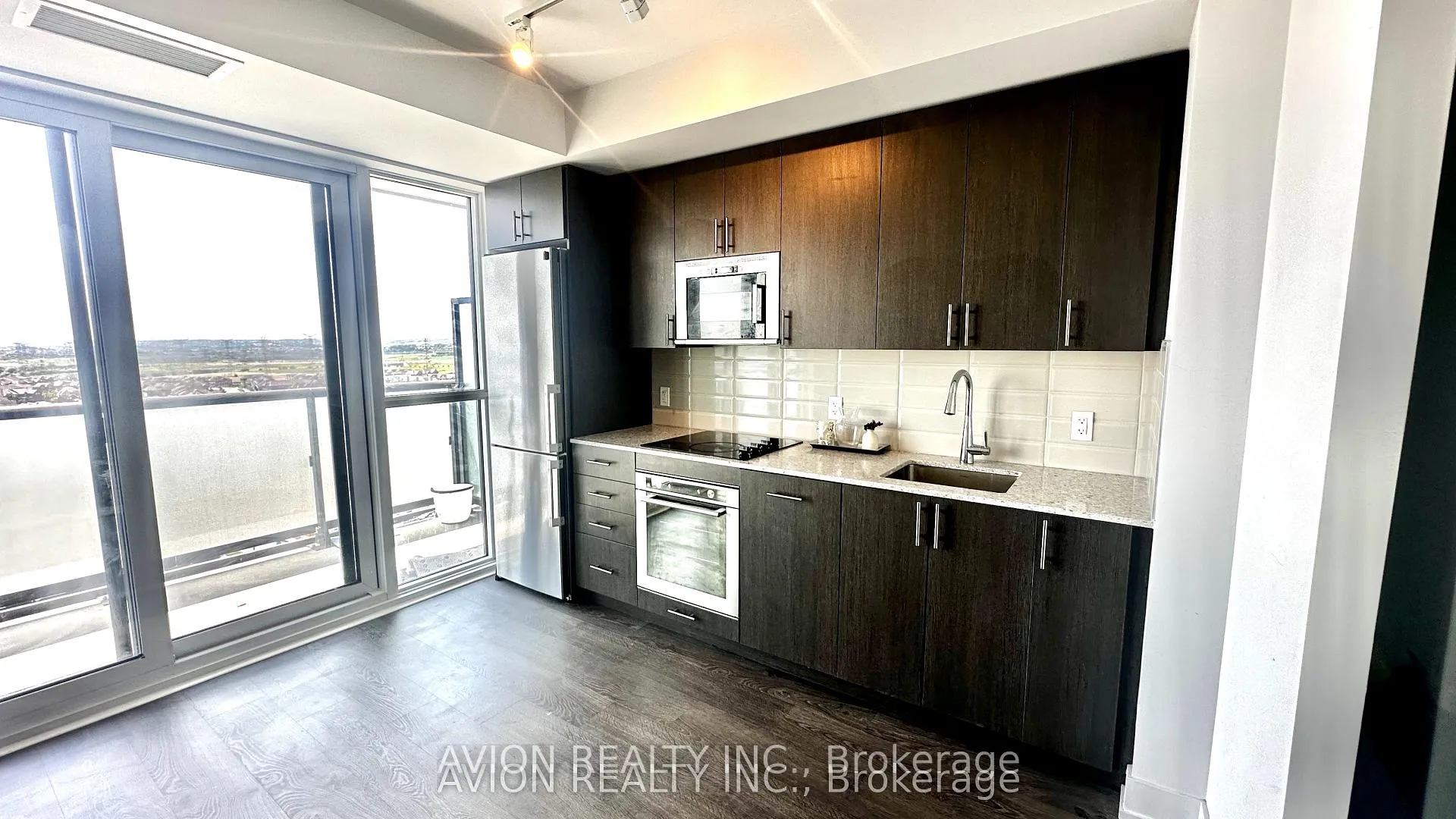 Photo 2 of Unit 1620, 2550 Simcoe Street N, Oshawa, Windfields — HOMEH