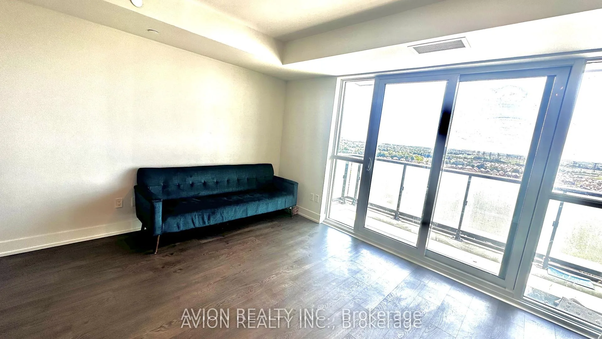 Photo 3 of Unit 1620, 2550 Simcoe Street N, Oshawa, Windfields — HOMEH