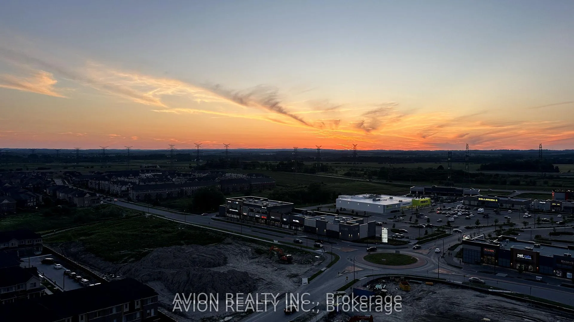 Photo 5 of Unit 1620, 2550 Simcoe Street N, Oshawa, Windfields — HOMEH