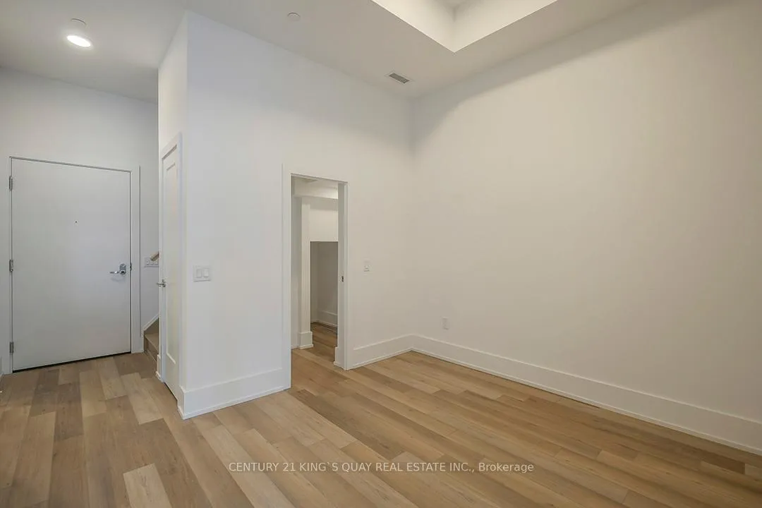 Photo 4 of Unit TH102N, 9 Clegg Road, Markham, Unionville — HOMEH