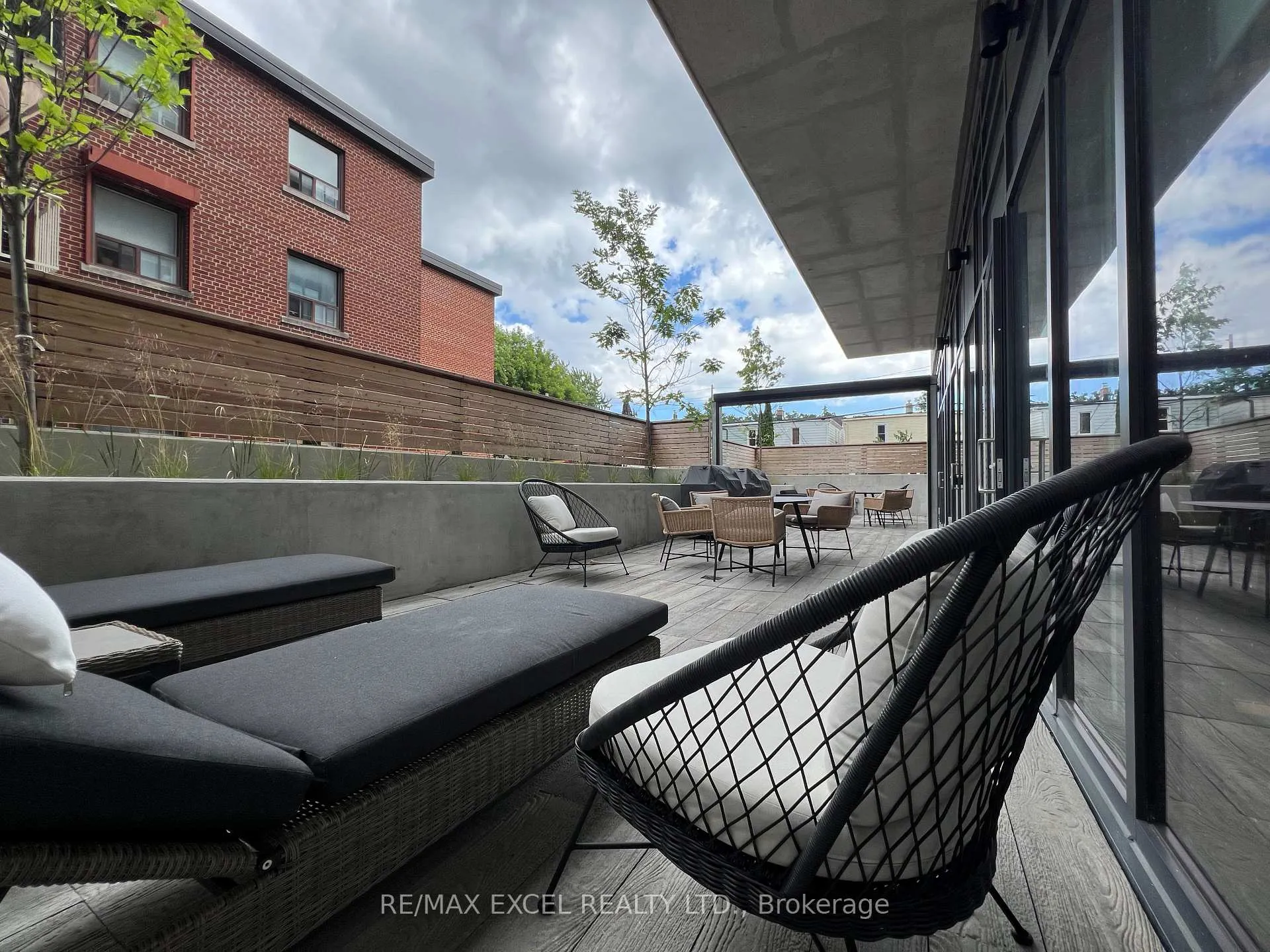 Photo 6 of Unit 215, 2369 Danforth Avenue, Toronto, East End-Danforth — HOMEH