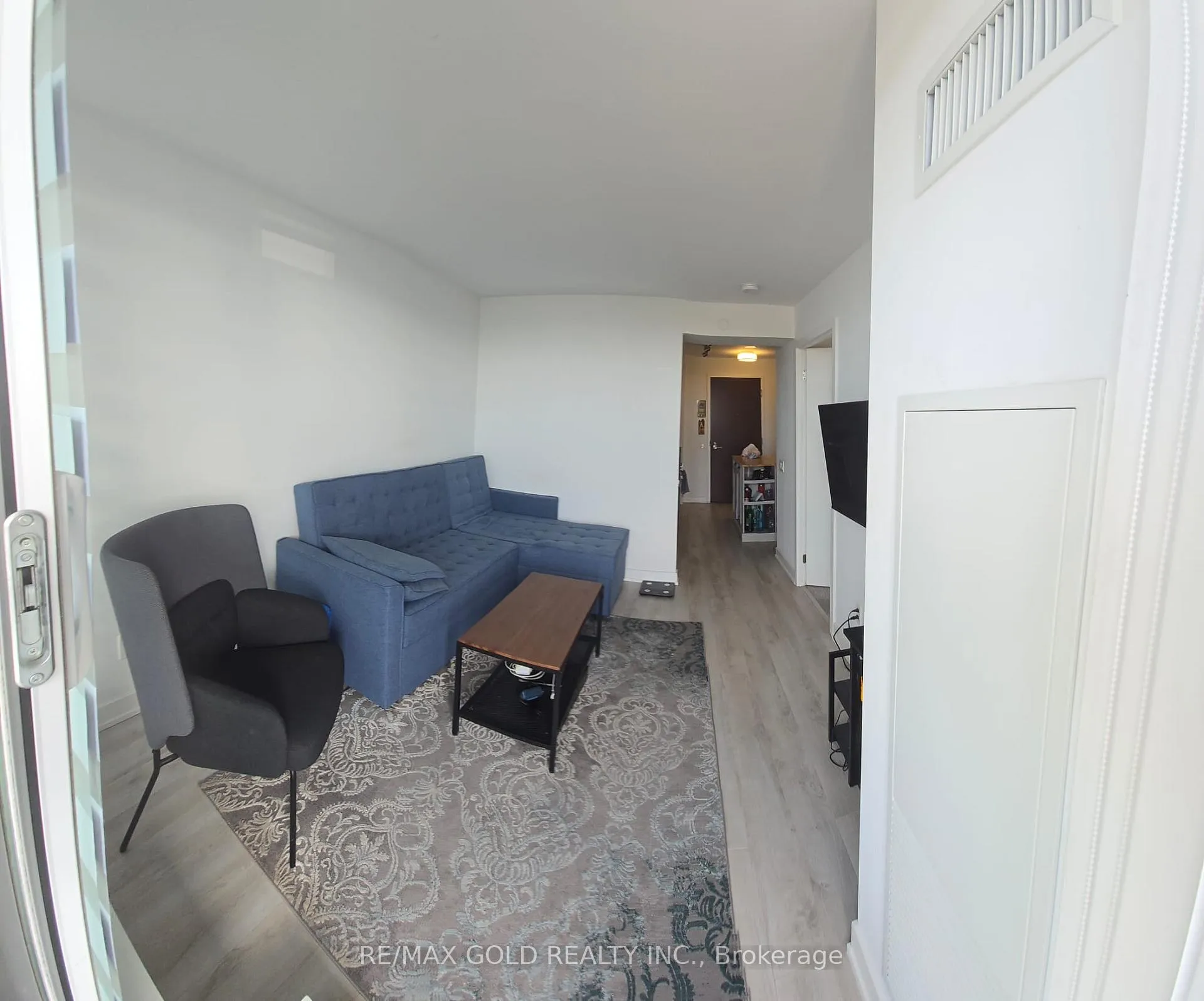 Photo 3 of Unit 810, 120 Varna Drive S, Toronto, Englemount-Lawrence — HOMEH