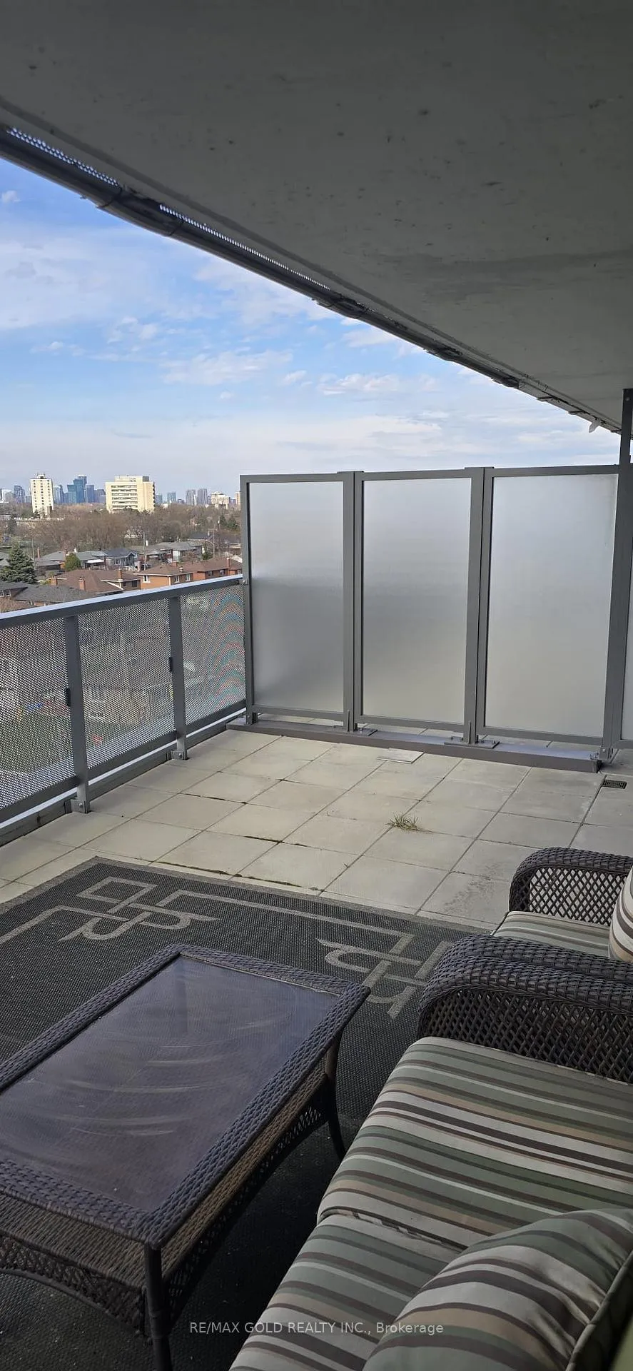 Photo 7 of Unit 810, 120 Varna Drive S, Toronto, Englemount-Lawrence — HOMEH