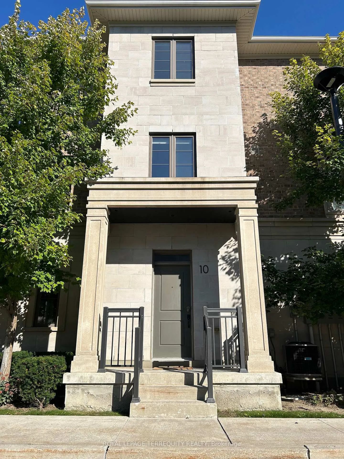 Front of 10 Mildred Temple Way