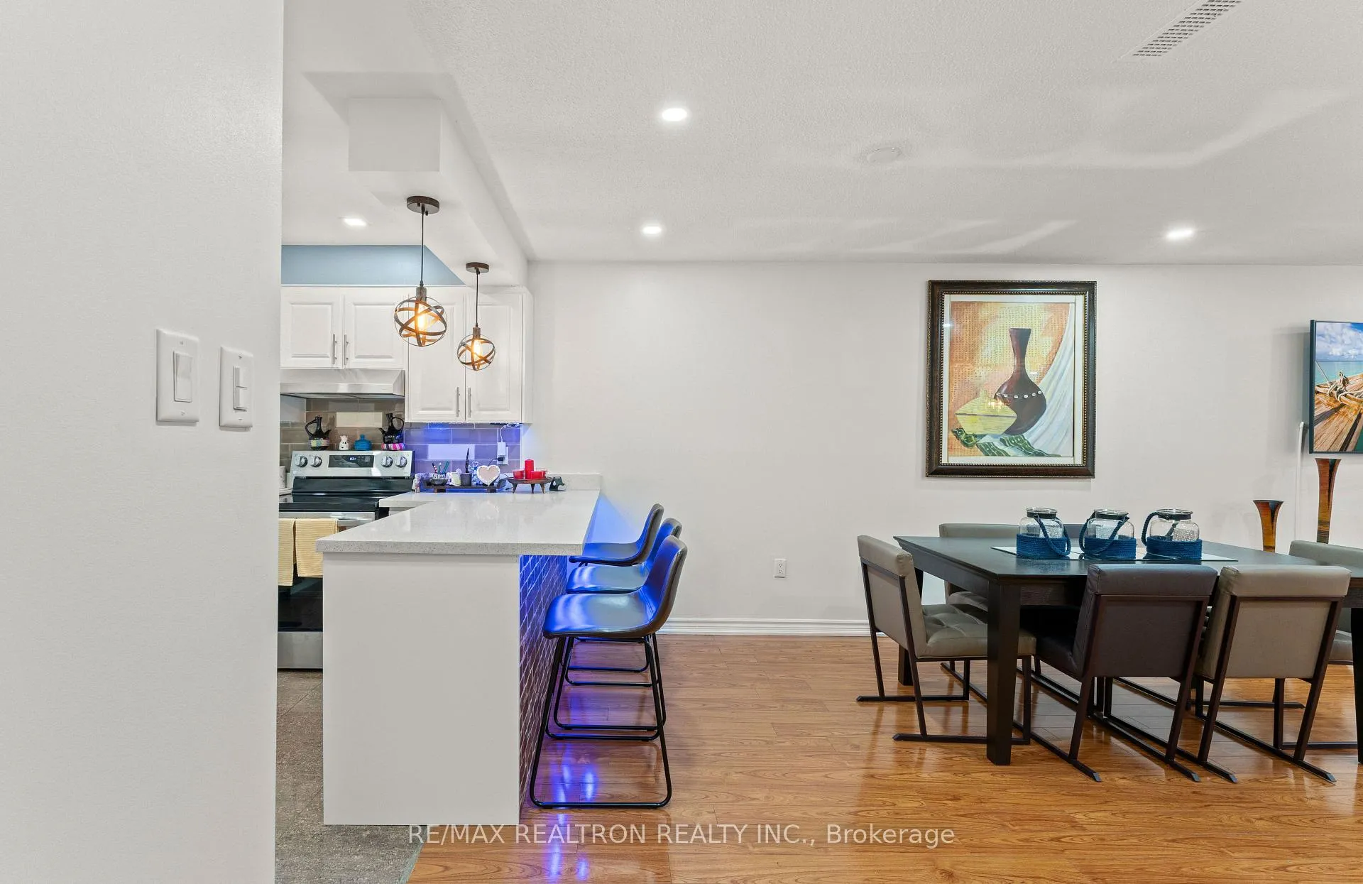 Photo 4 of Unit 28, 91 Muir Drive E, Scarborough, Scarborough Village — HOMEH