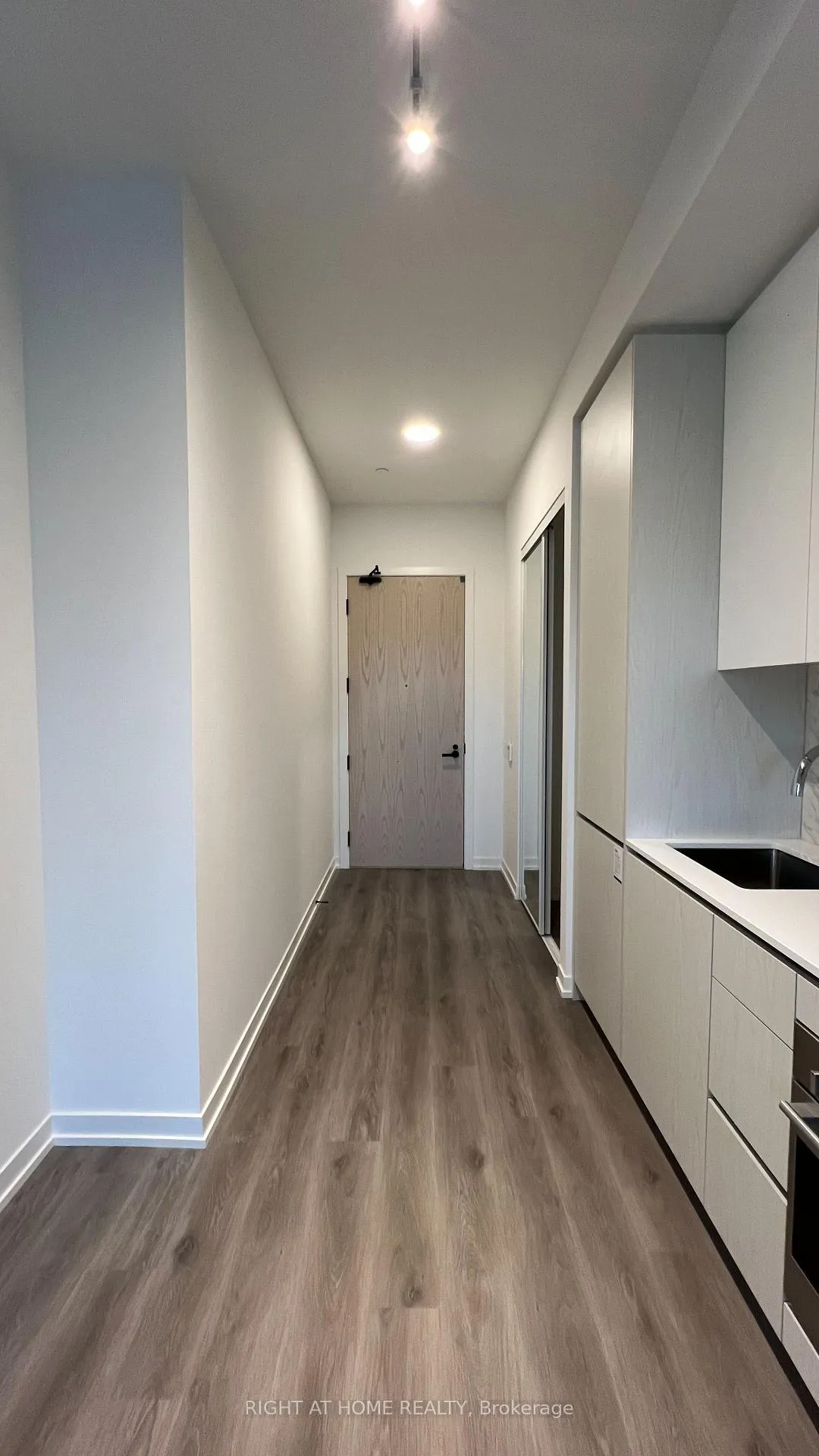 Photo 2 of Unit 202, 28 Interchange Way, Vaughan, Vaughan Corporate Centre — HOMEH