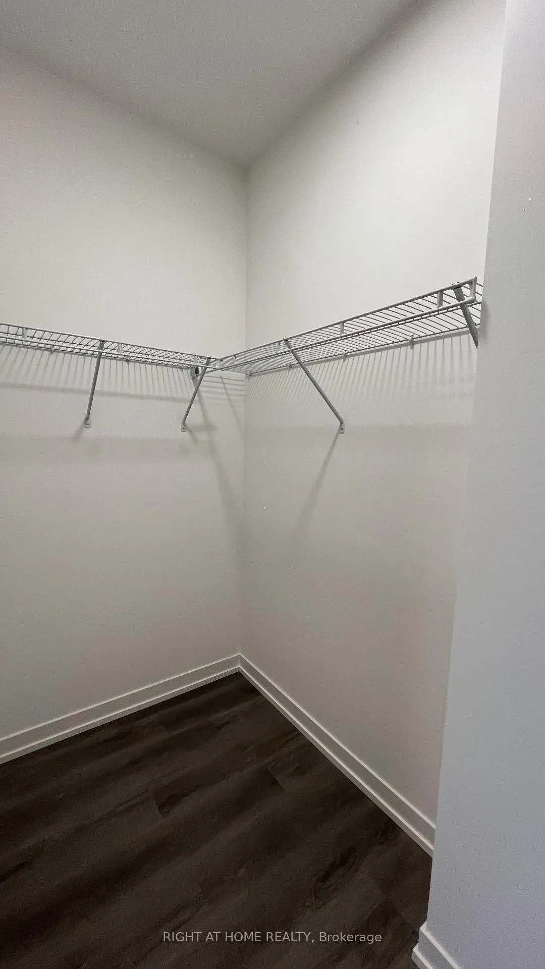 Photo 6 of Unit 202, 28 Interchange Way, Vaughan, Vaughan Corporate Centre — HOMEH
