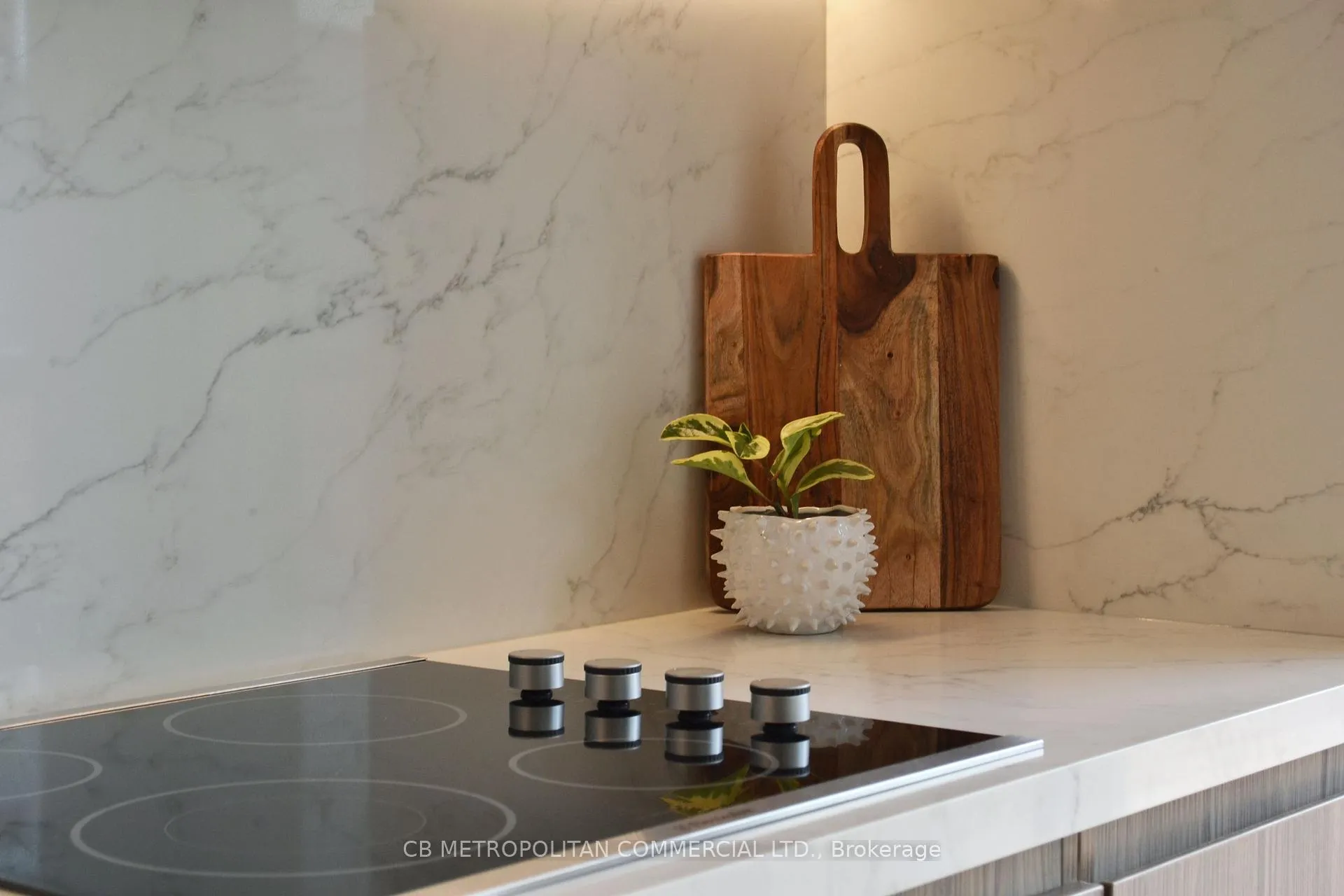 Photo 6 of Unit 305, 778 Queen Street E, Toronto, South Riverdale — HOMEH