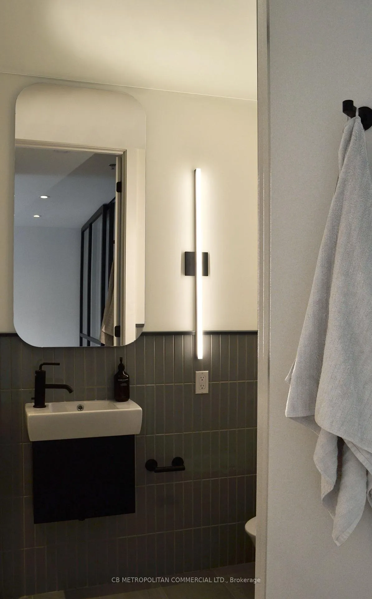 Photo 9 of Unit 305, 778 Queen Street E, Toronto, South Riverdale — HOMEH